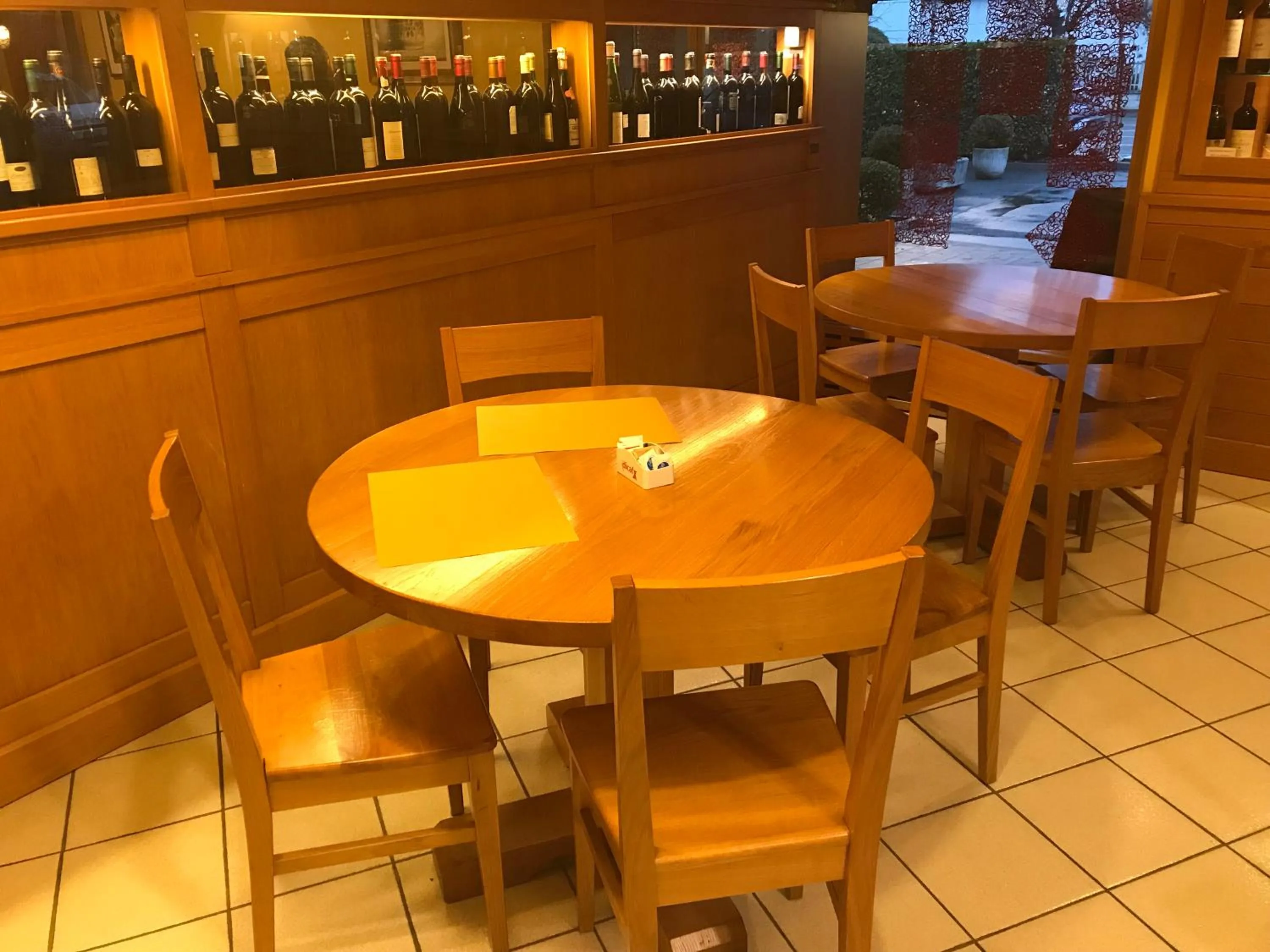 Restaurant/places to eat in Borgonuovo