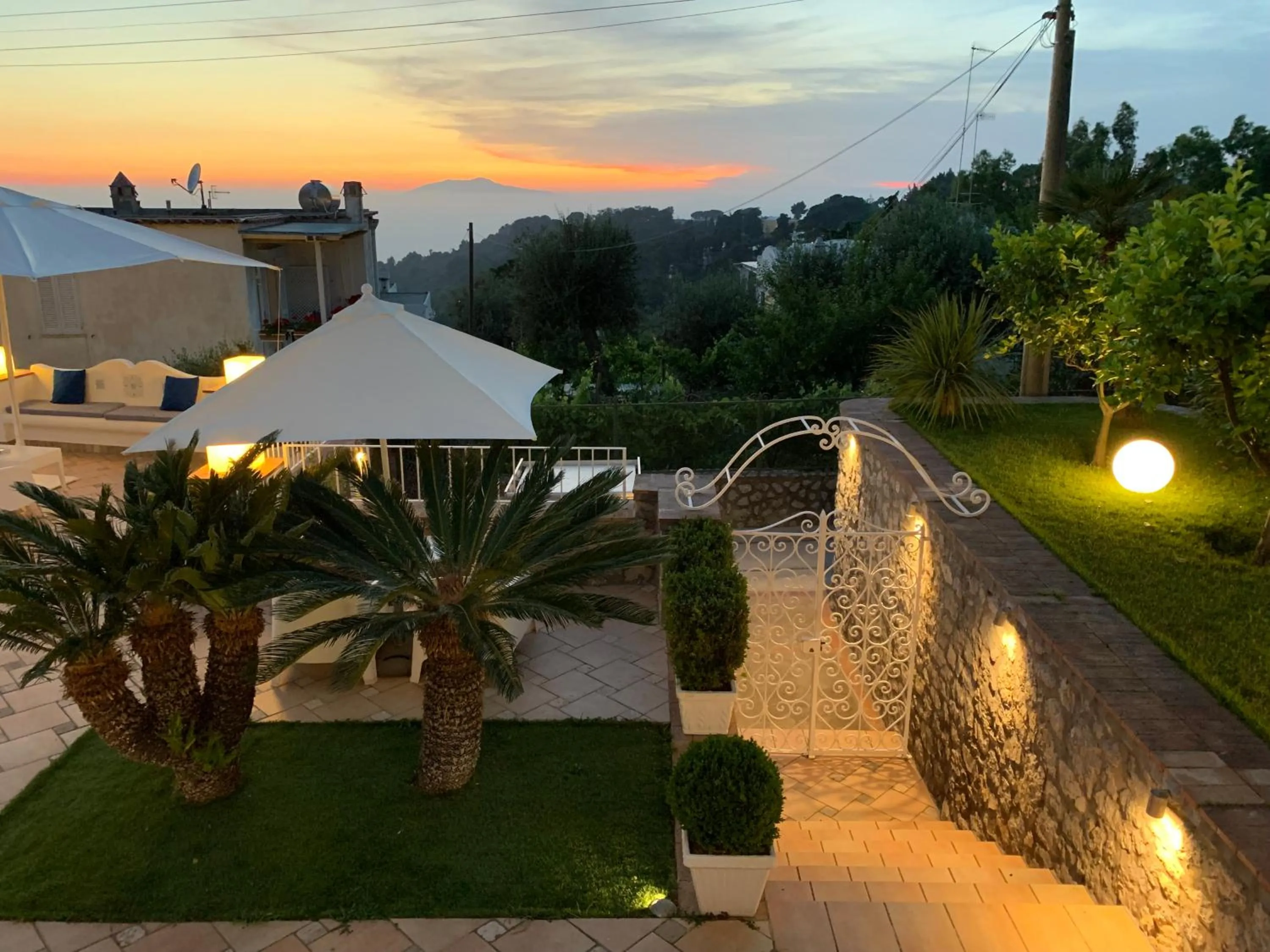 Garden in Bettola del Re home boutique b&b