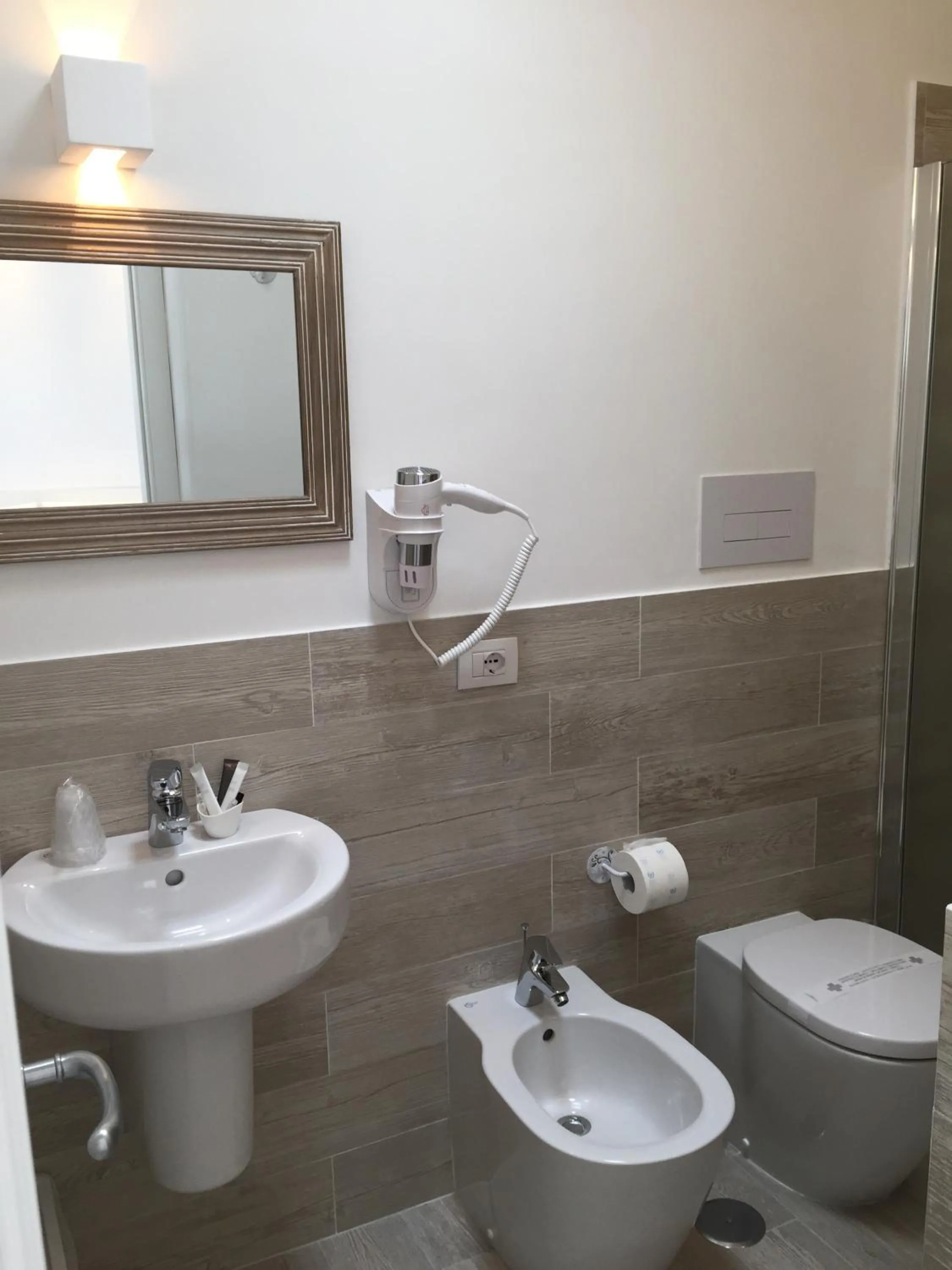 Bathroom in Bettola del Re home boutique b&b