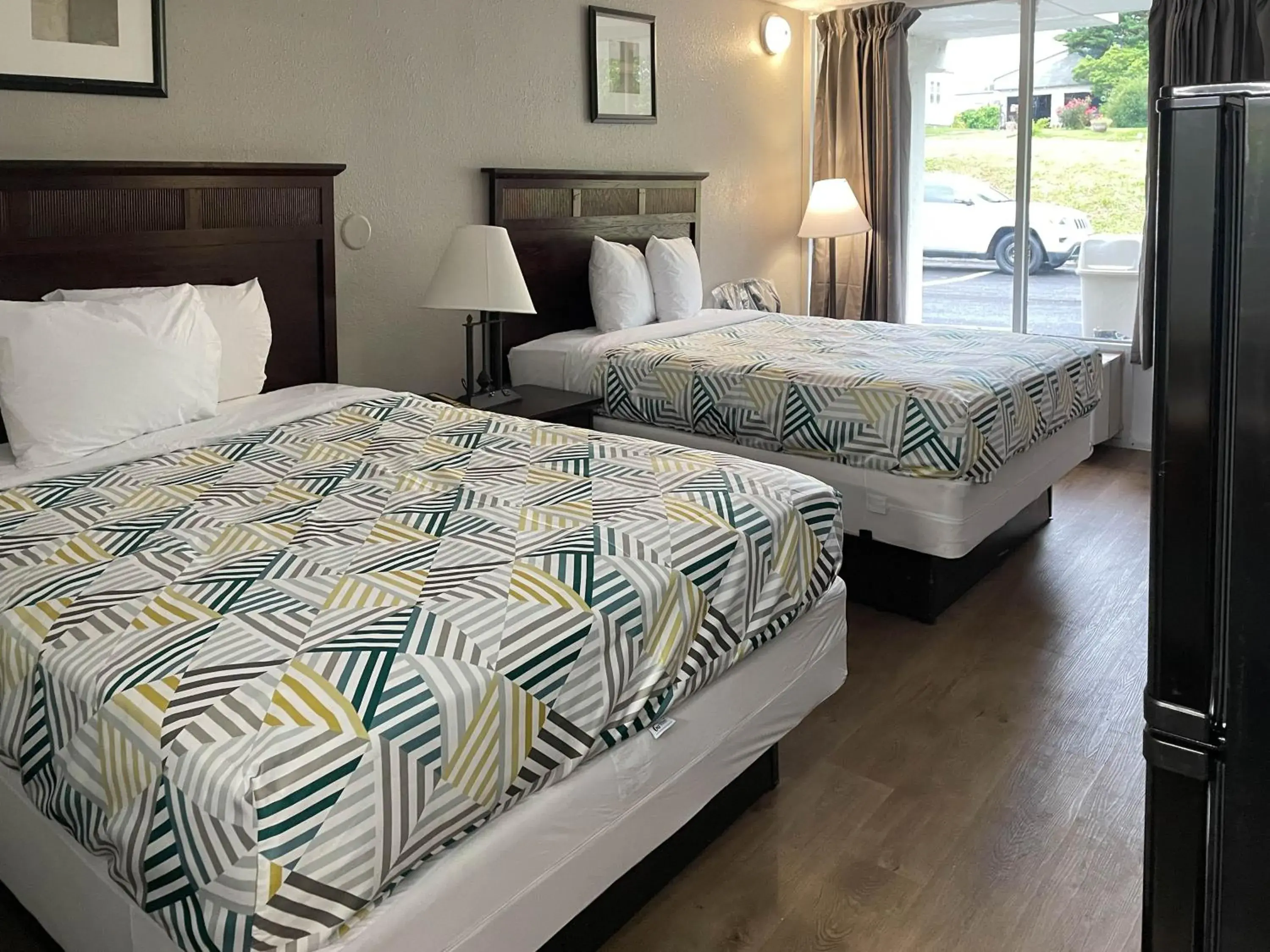 Bedroom, Bed in Suites Wytheville VA Bedroom, Bed in Suites Wytheville VA