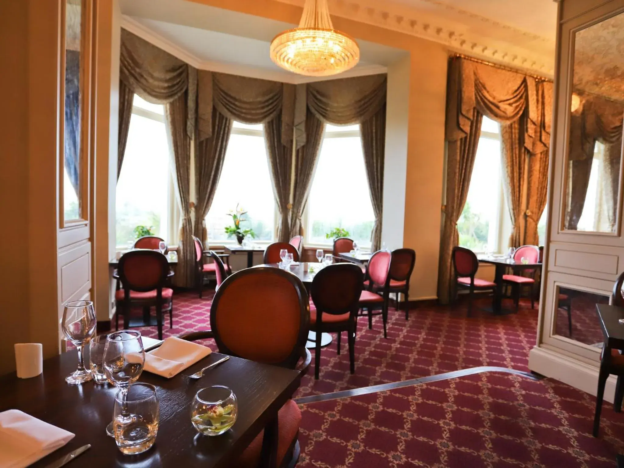 Restaurant/places to eat in Bournemouth Carlton Hotel, BW Signature Collection Restaurant/places to eat in Bournemouth Carlton Hotel, BW Signature Collection