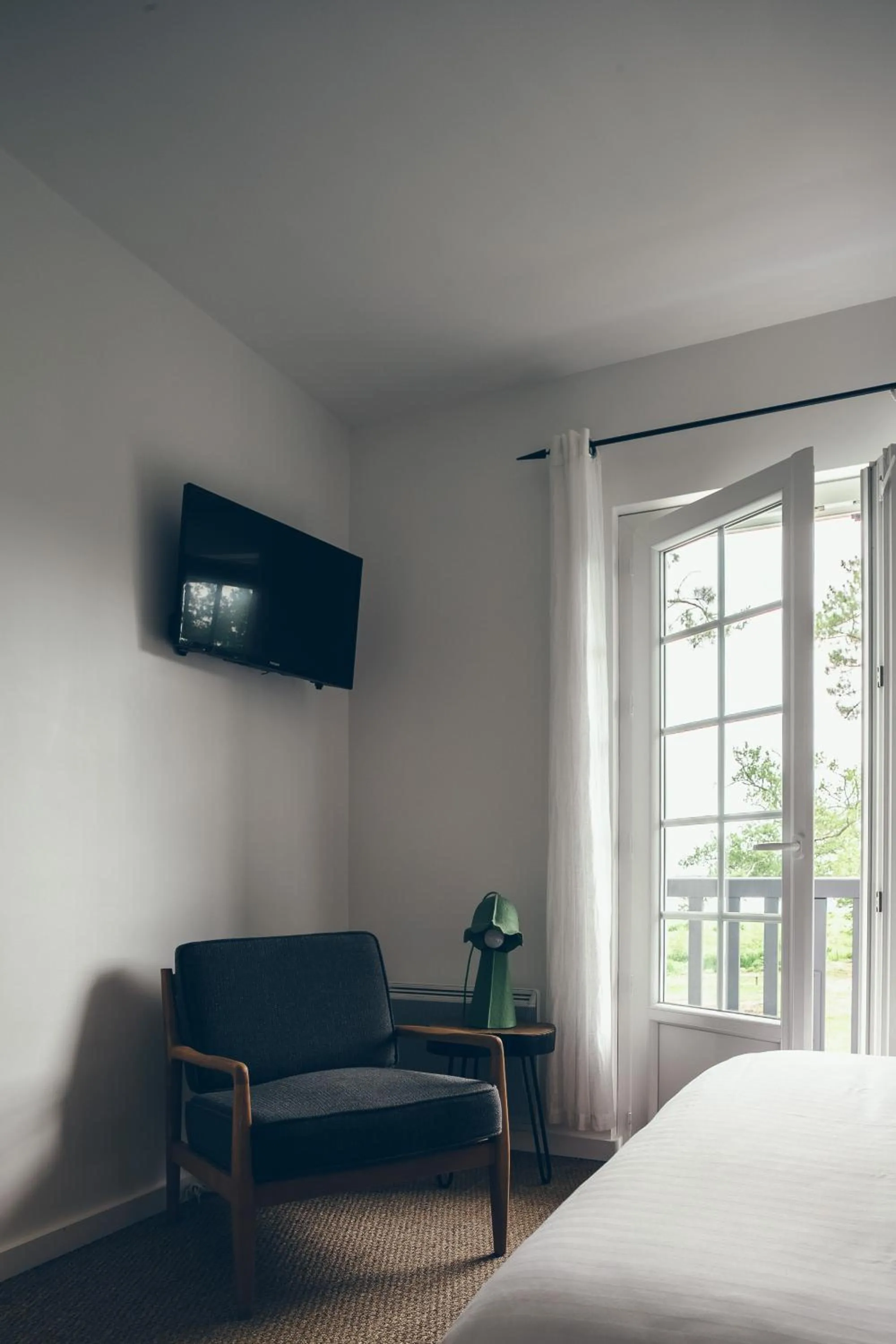Lake view, Bed in Villa de l'Etang Blanc