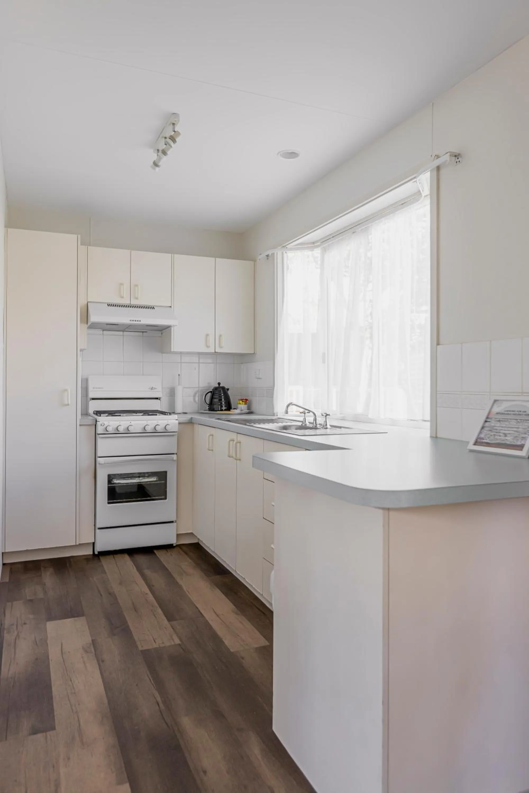 Kitchen or kitchenette in Ocean Grove Holiday Park