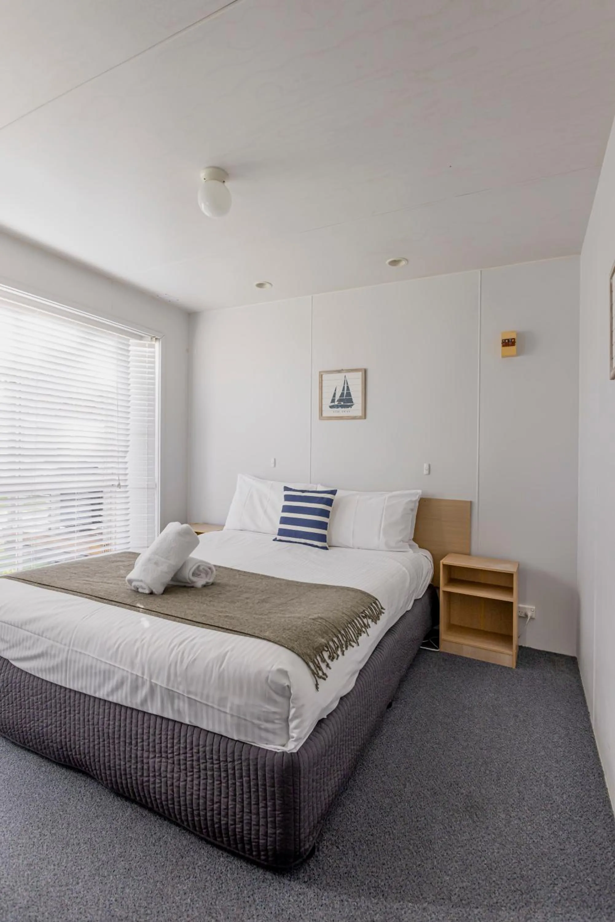 Bedroom, Bed in Ocean Grove Holiday Park