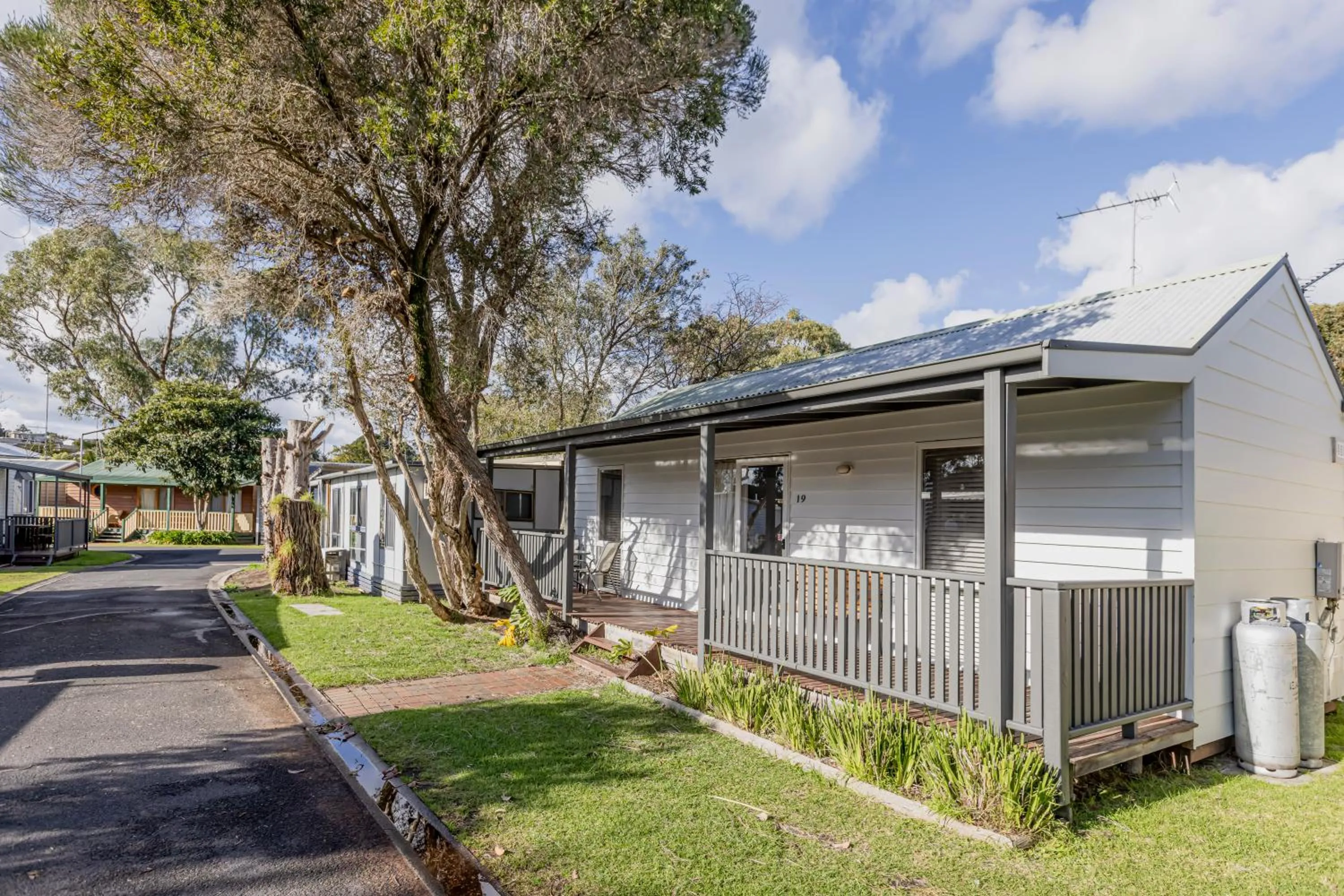 Property building in Ocean Grove Holiday Park