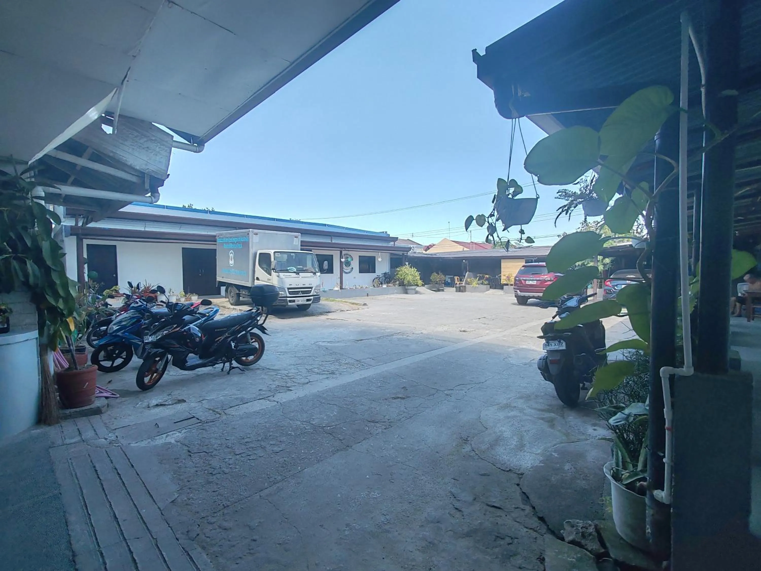Parking in Vincent Resort Hotel