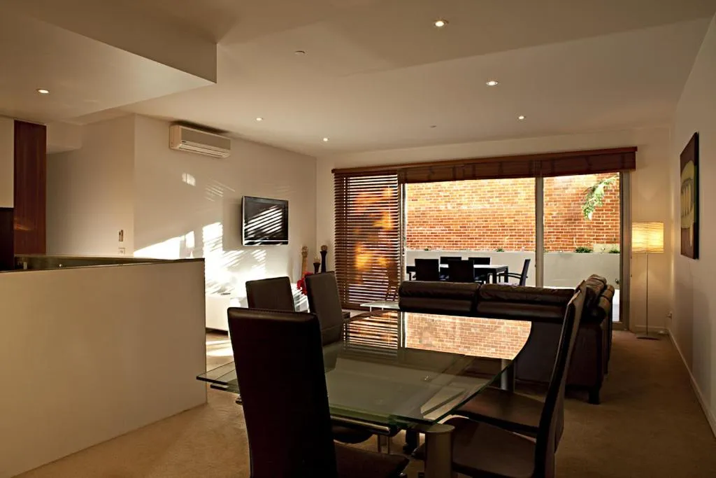 Dining area in Brighton Bay Apartments