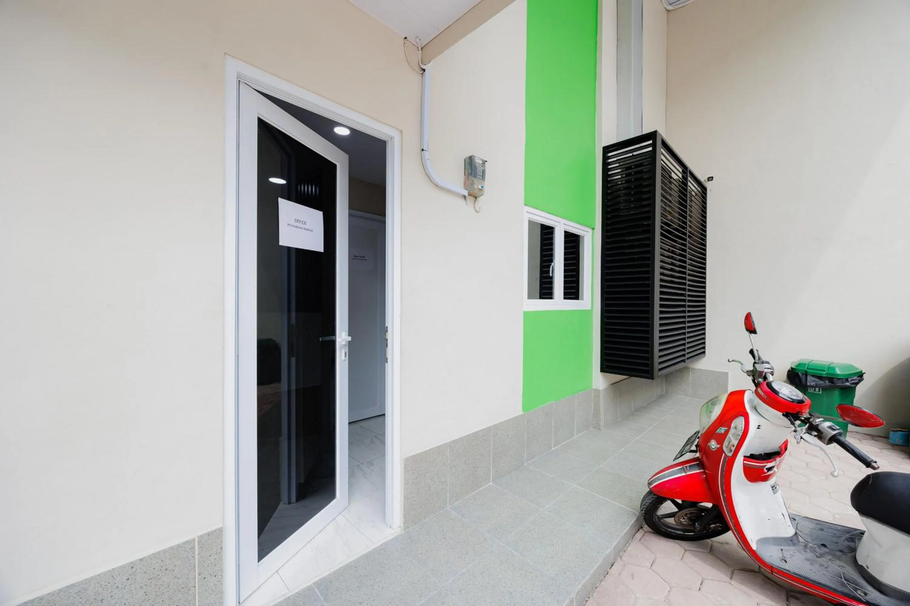 Property building in Urbanview Petukangan Mansion Jakarta