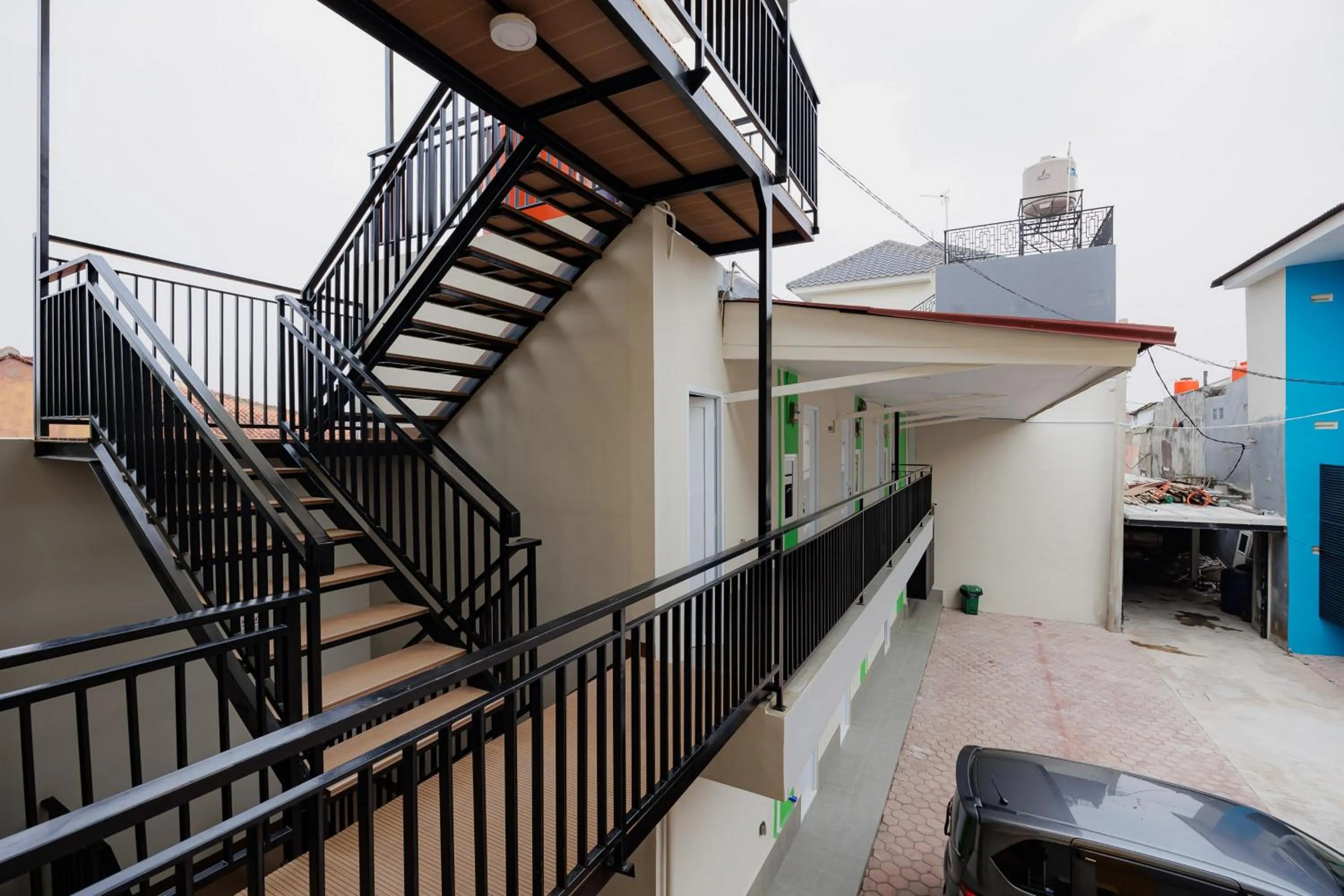 Property building in Urbanview Petukangan Mansion Jakarta