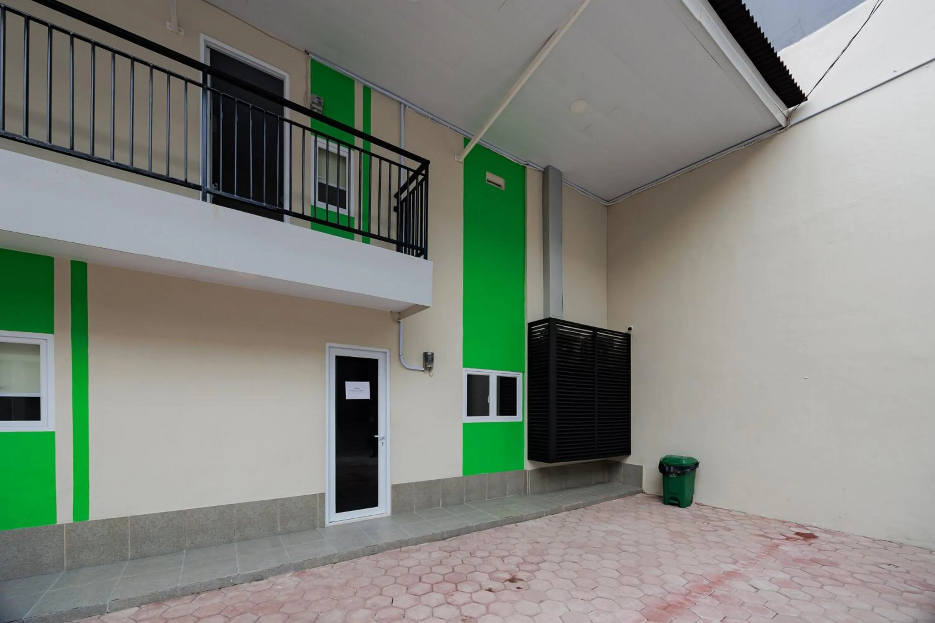 Property building in Urbanview Petukangan Mansion Jakarta