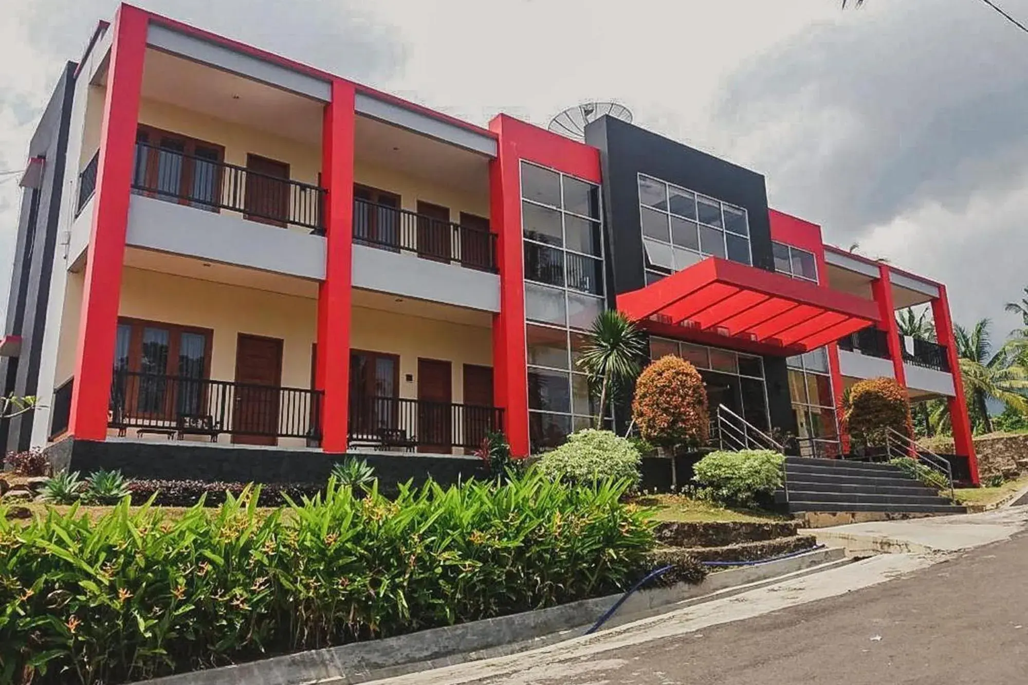 Property building in Wisma Belerang Kalianda Lampung RedPartner Property building in Wisma Belerang Kalianda Lampung RedPartner