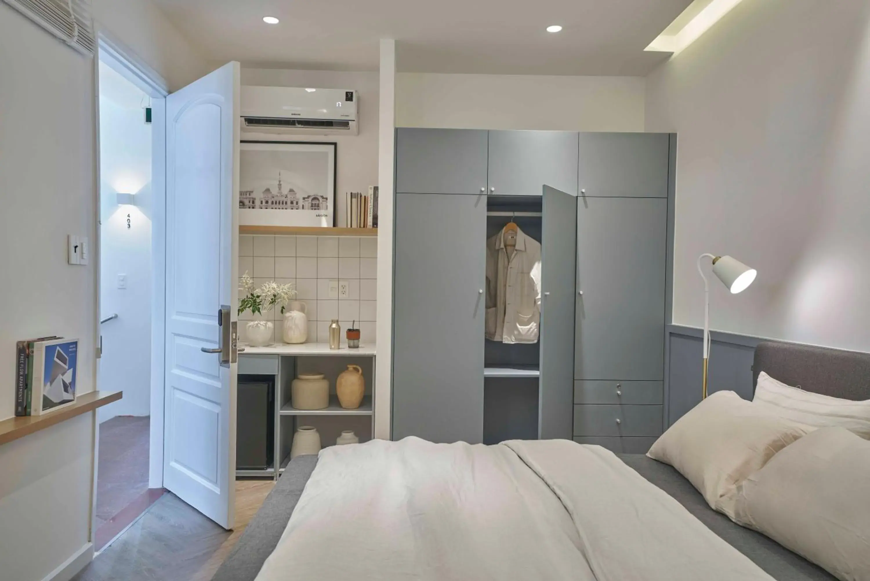 wardrobe, Bed in Express by M Village Đinh Công Tráng wardrobe, Bed in Express by M Village Đinh Công Tráng