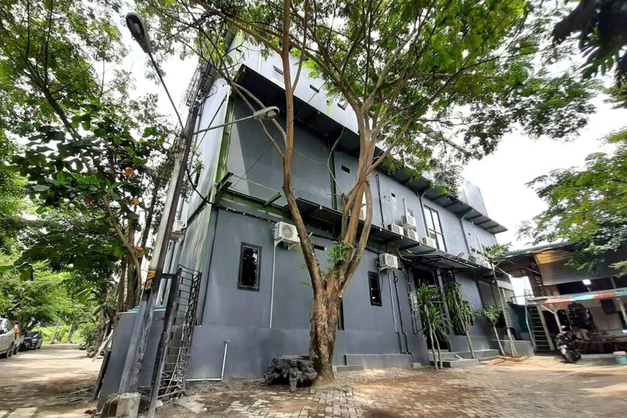 Property building in Rumah Ceria near Bandara Ahmad Yani Semarang RedPartner