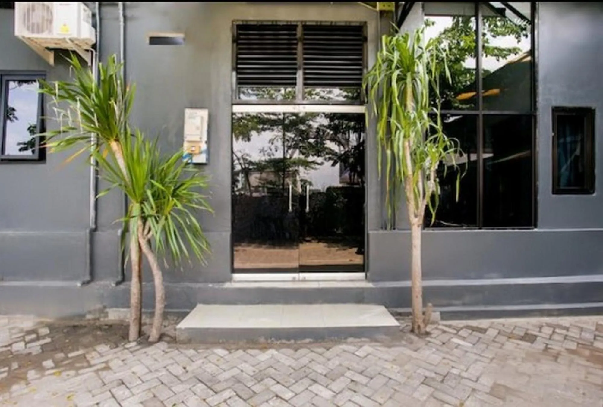 Facade/entrance in Rumah Ceria near Bandara Ahmad Yani Semarang RedPartner