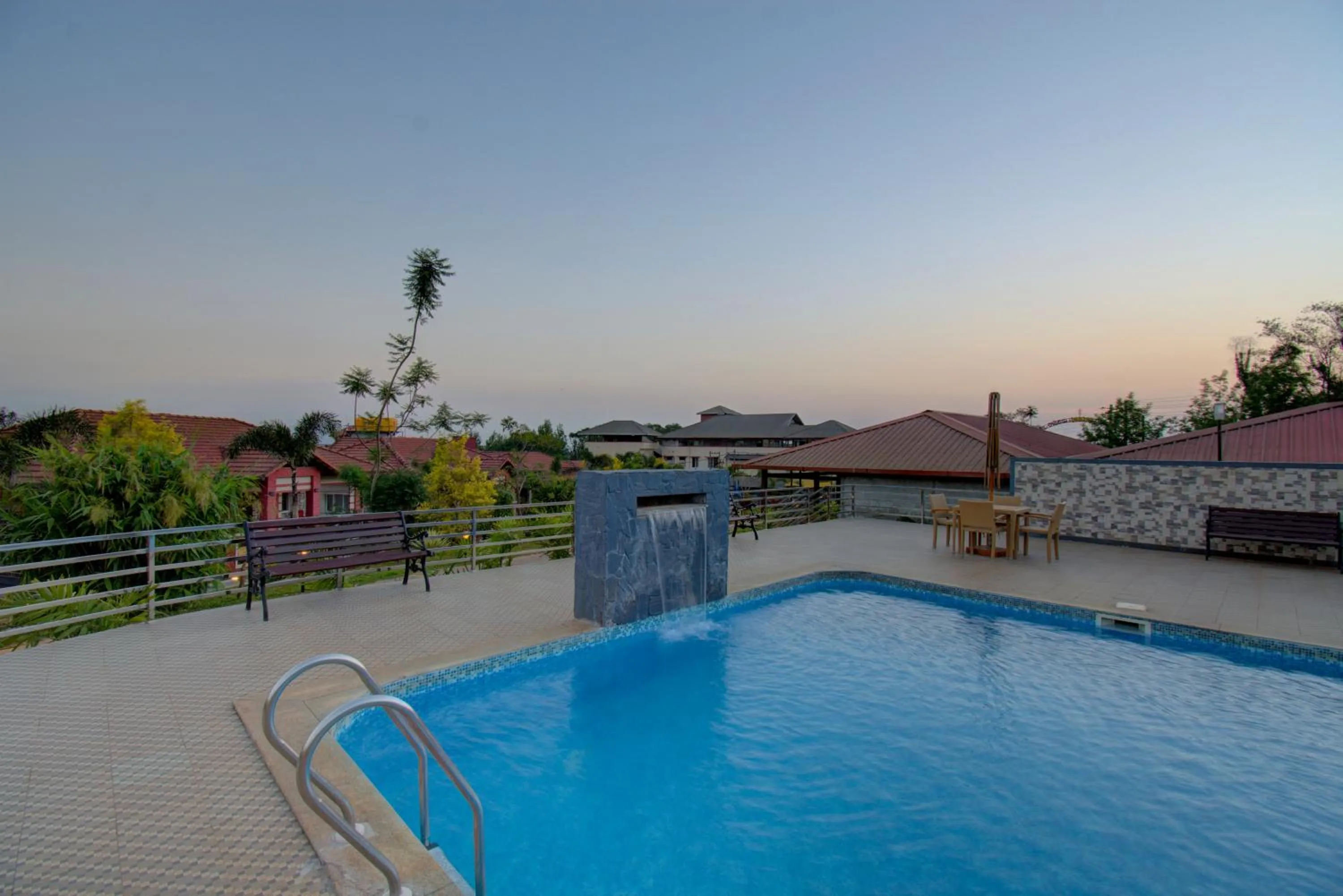 Swimming pool in Woodstock Resorts