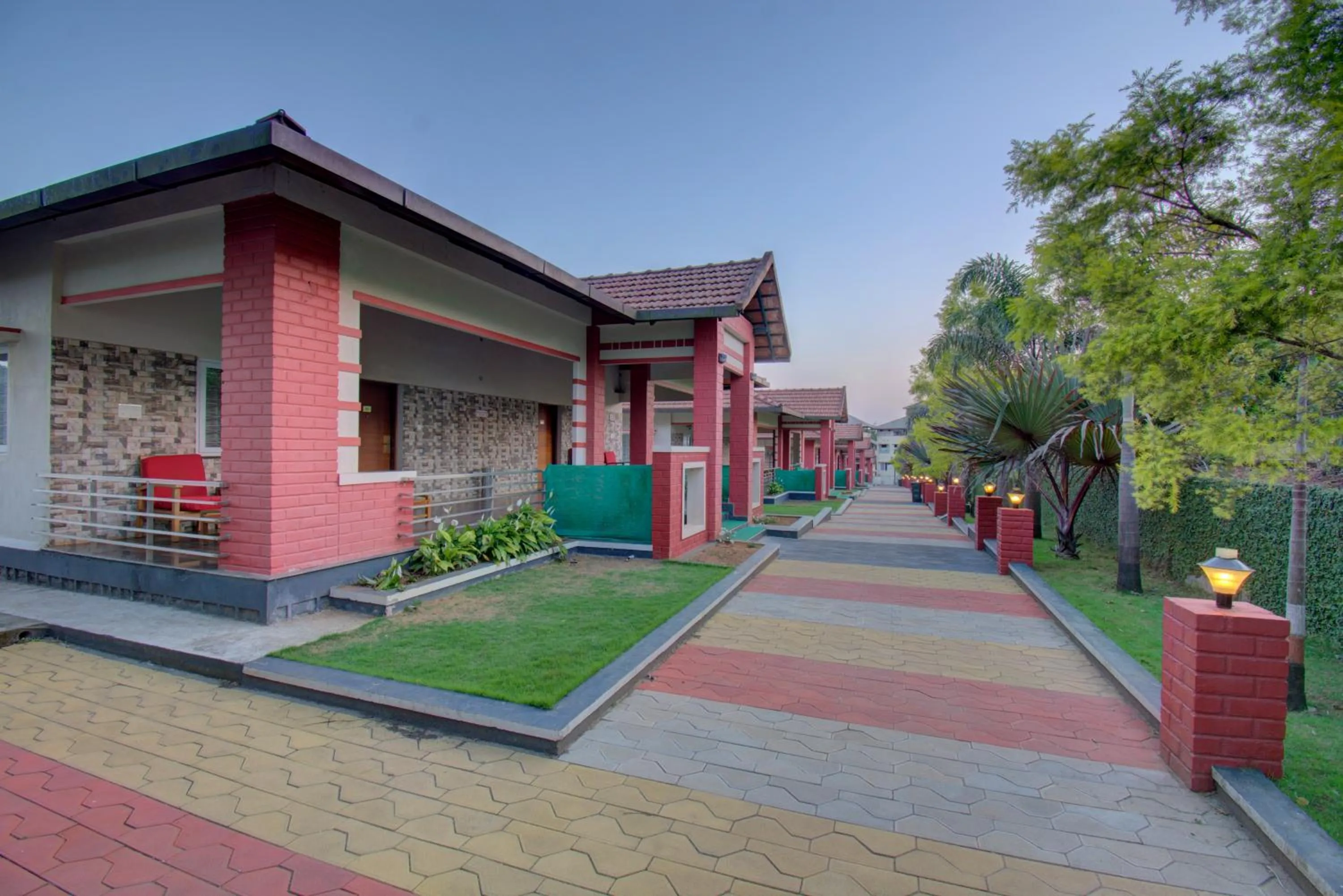 Property building in Woodstock Resorts