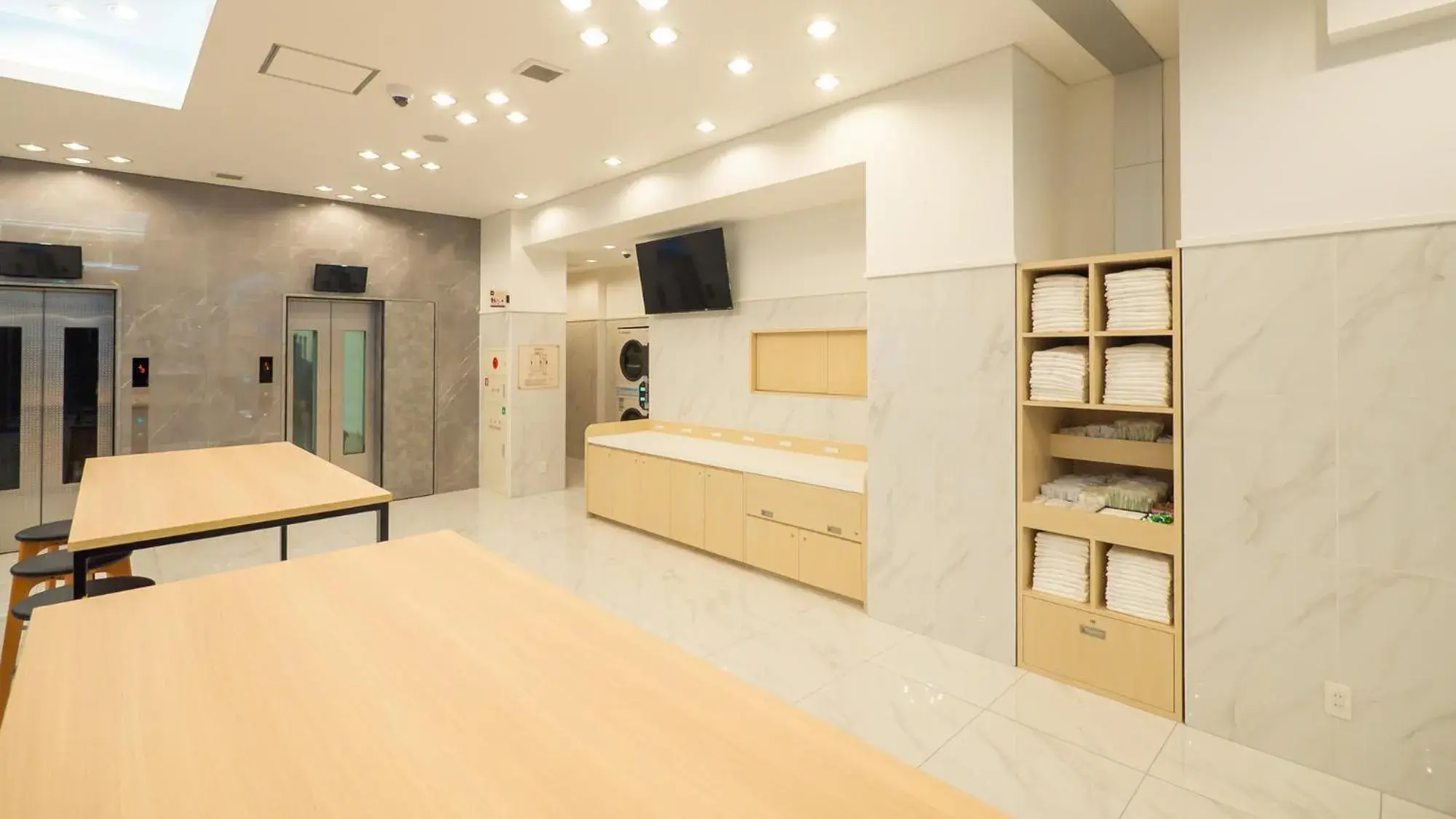 Lobby or reception in Toyoko Inn Nagoya-eki Sakuradori-guchi Shinkan Lobby or reception in Toyoko Inn Nagoya-eki Sakuradori-guchi Shinkan