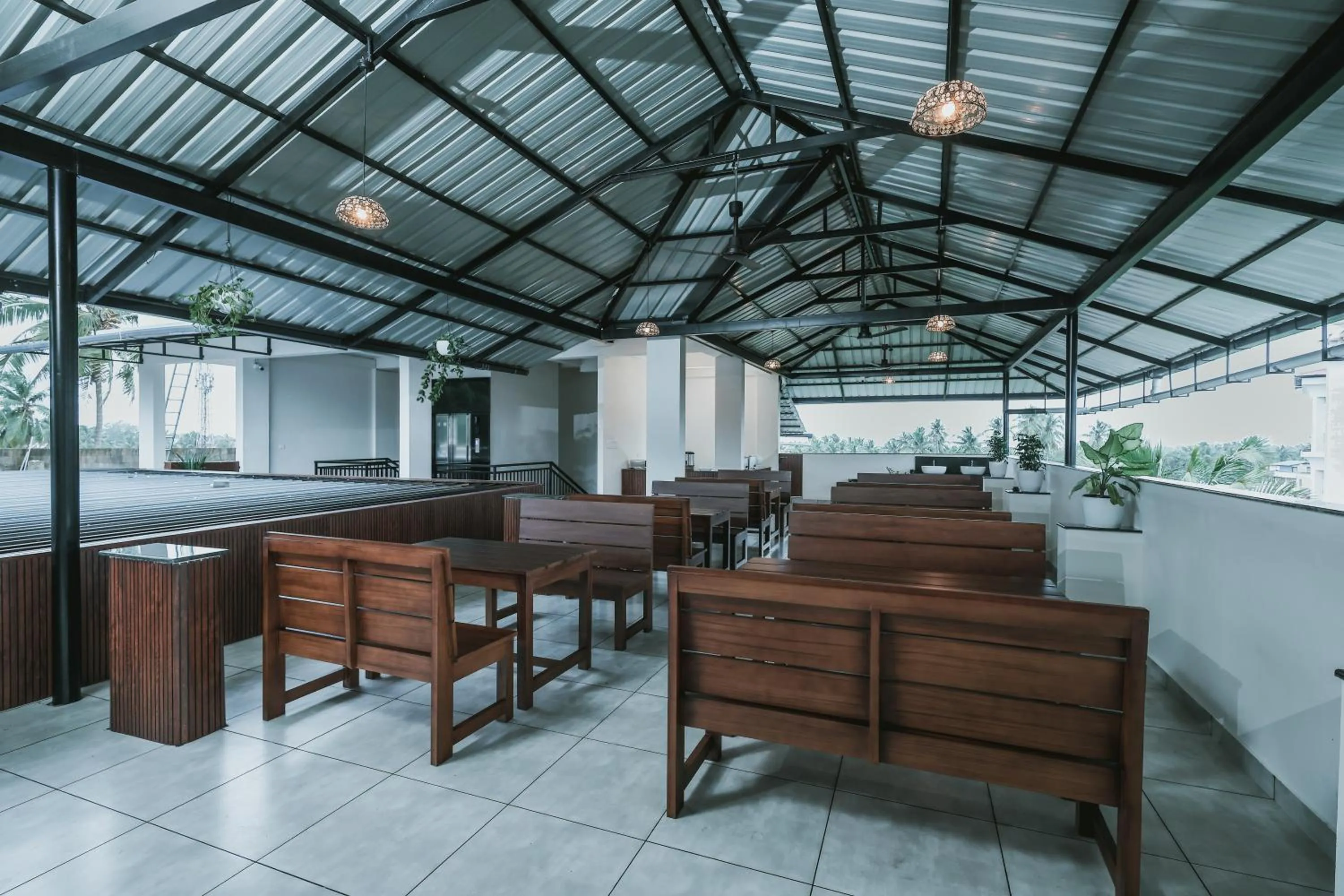 Dining area in Fortview Suites
