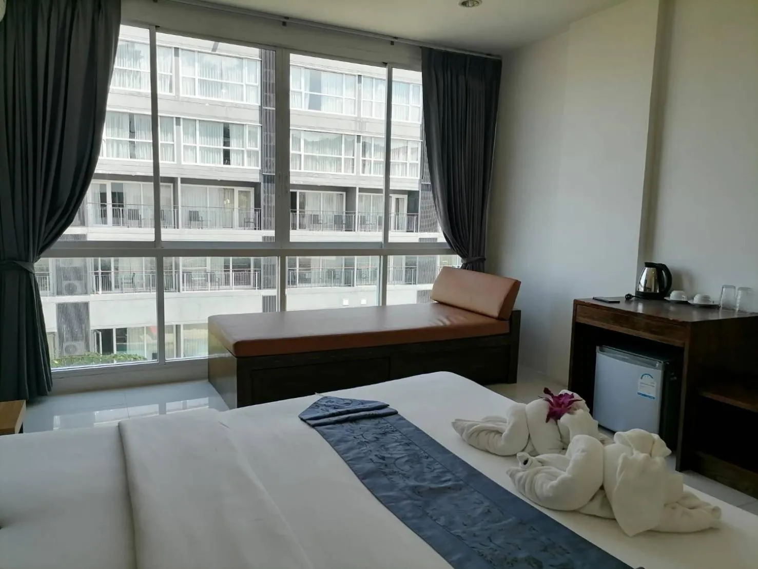 Bedroom, Bed in NJ PATONG HOTEL