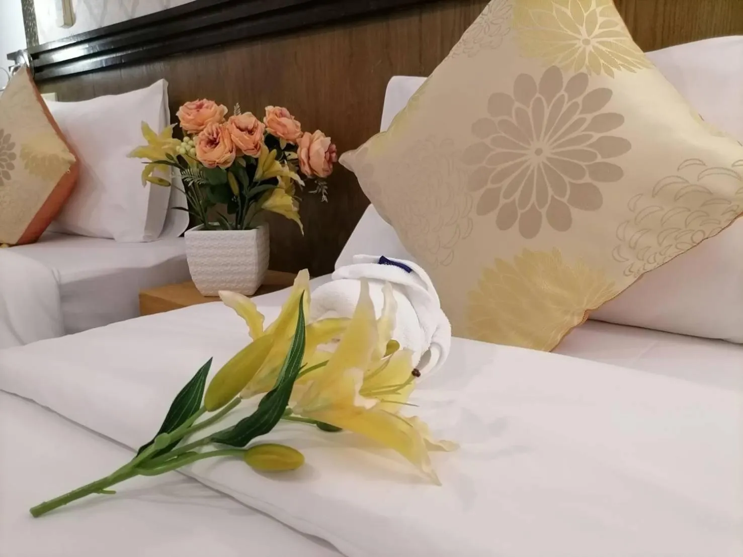 Bedroom, Bed in NJ PATONG HOTEL