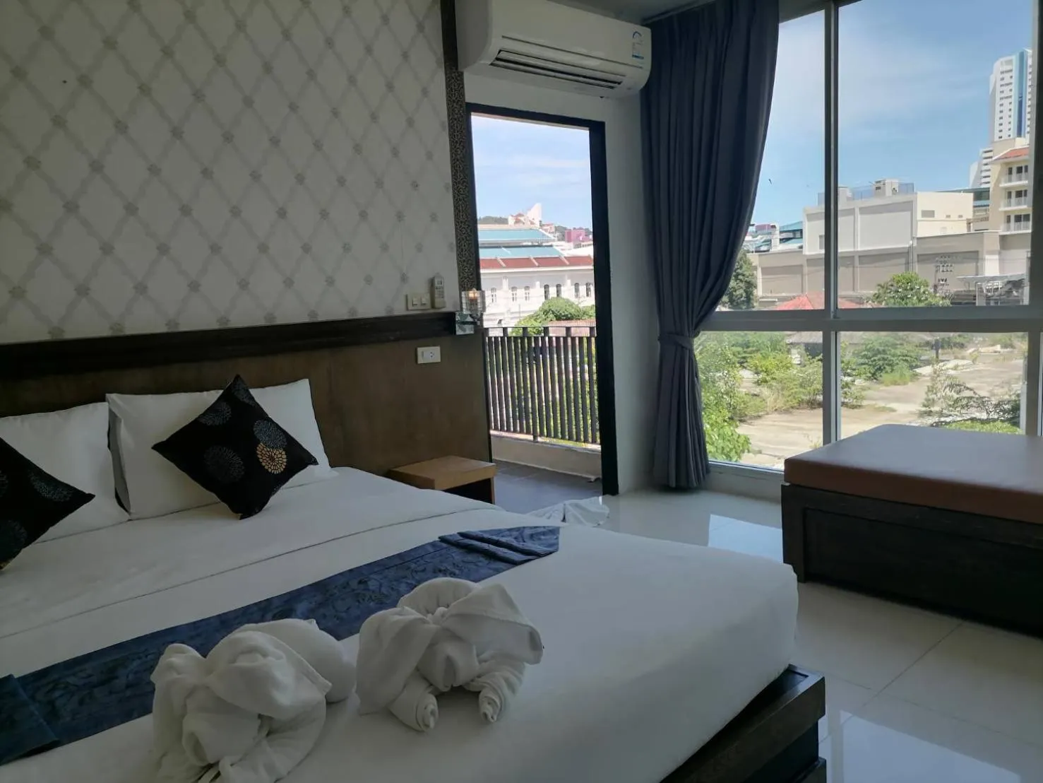 View (from property/room), Bed in NJ PATONG HOTEL