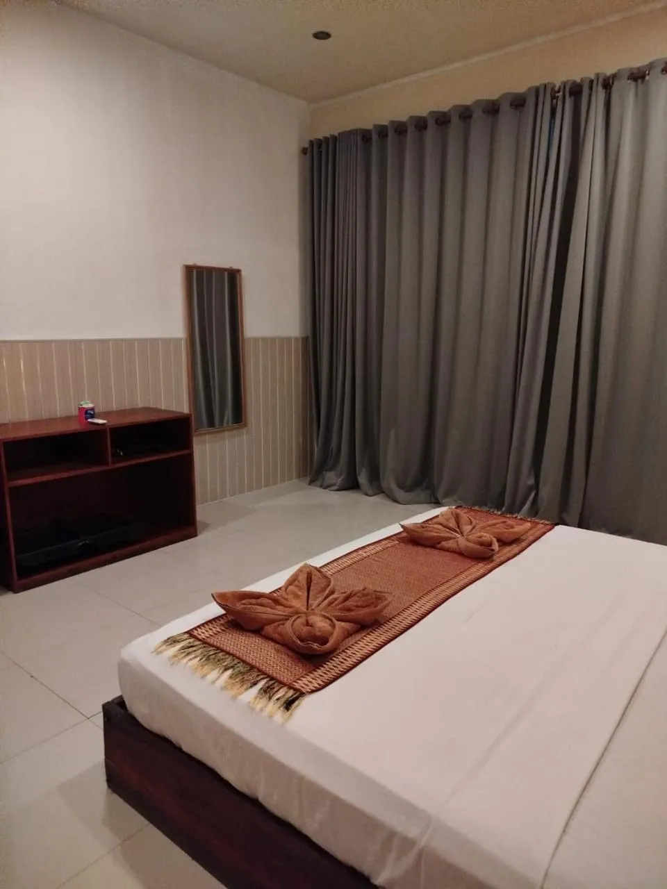 Bedroom, Bed in Wisma Bunda