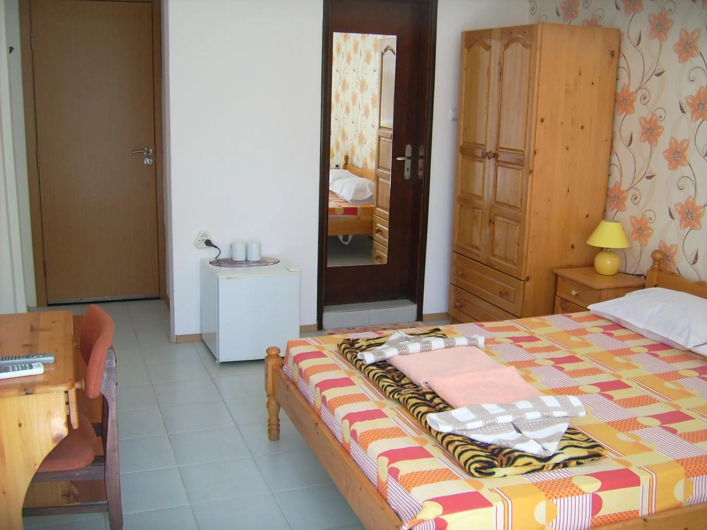 Photo of the whole room, Bed in Hotel Pasians