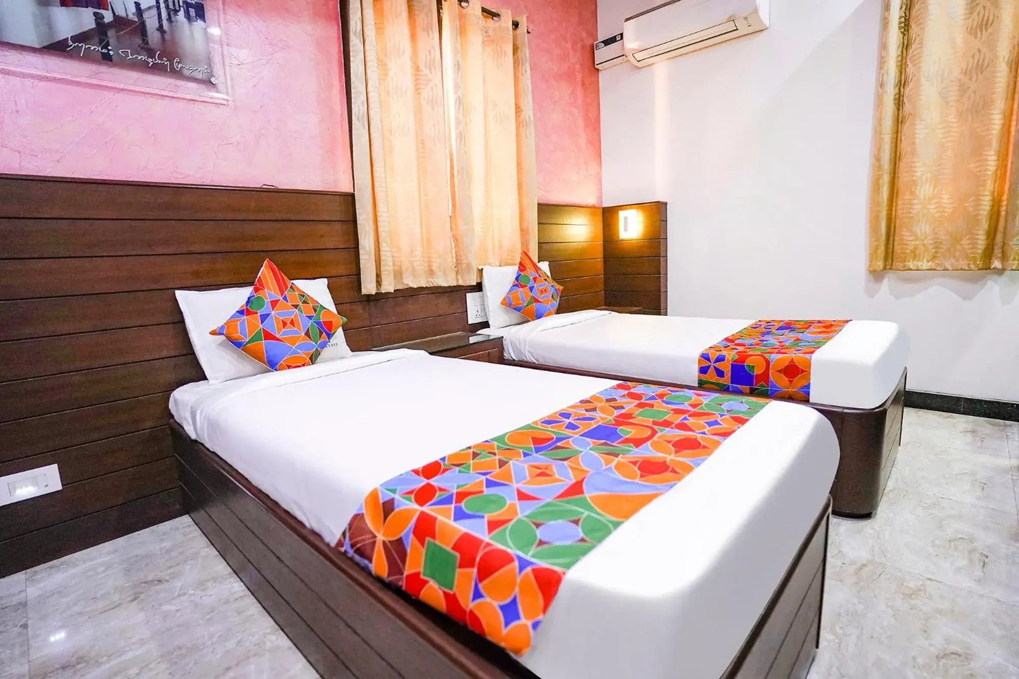 Bedroom, Bed in FabHotel Sai Residency - Nr Rela Hospital, Chromepet Bedroom, Bed in FabHotel Sai Residency - Nr Rela Hospital, Chromepet