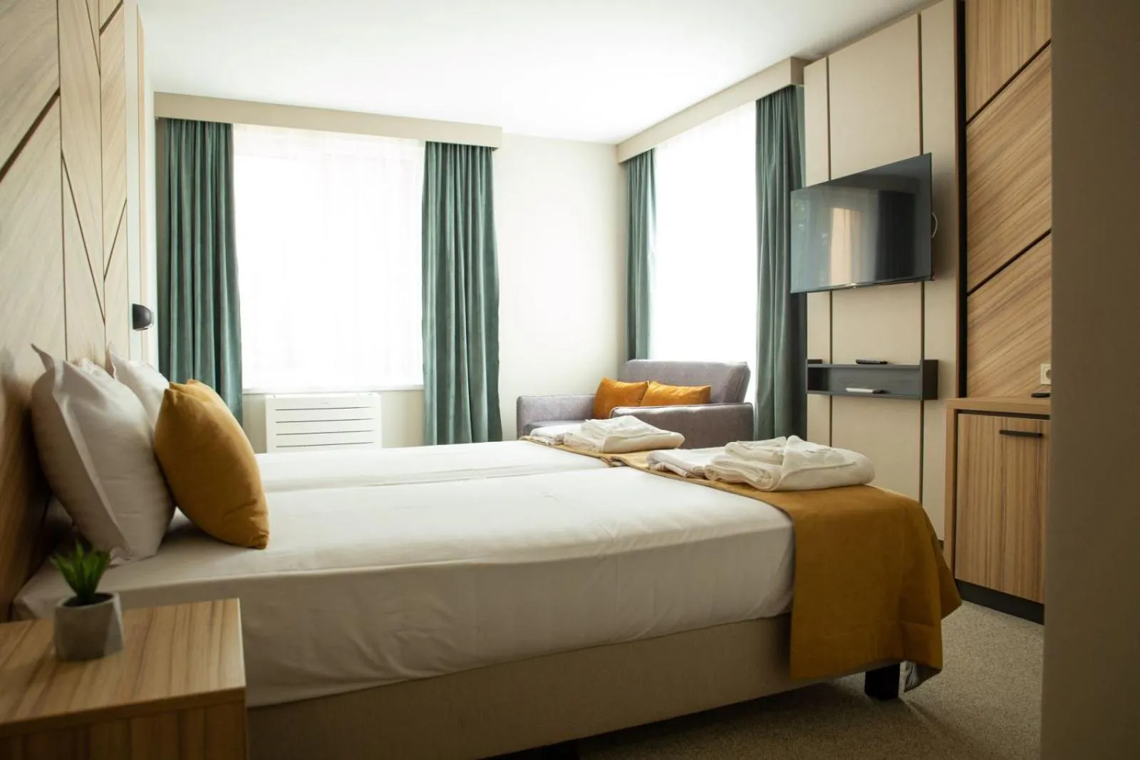 Bed in Hotel Forum City