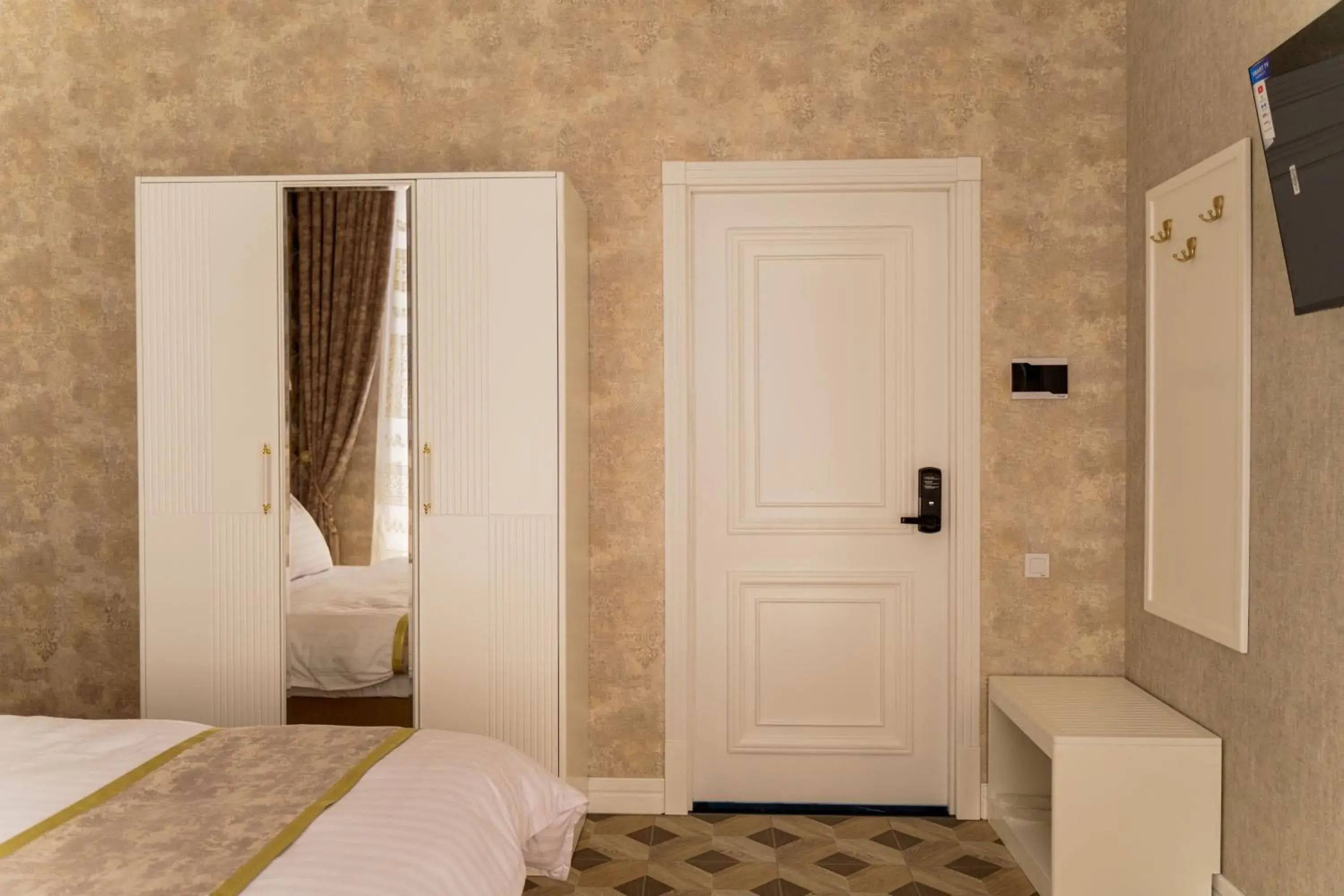 TV and multimedia, Bed in AYNIY Hotel TV and multimedia, Bed in AYNIY Hotel