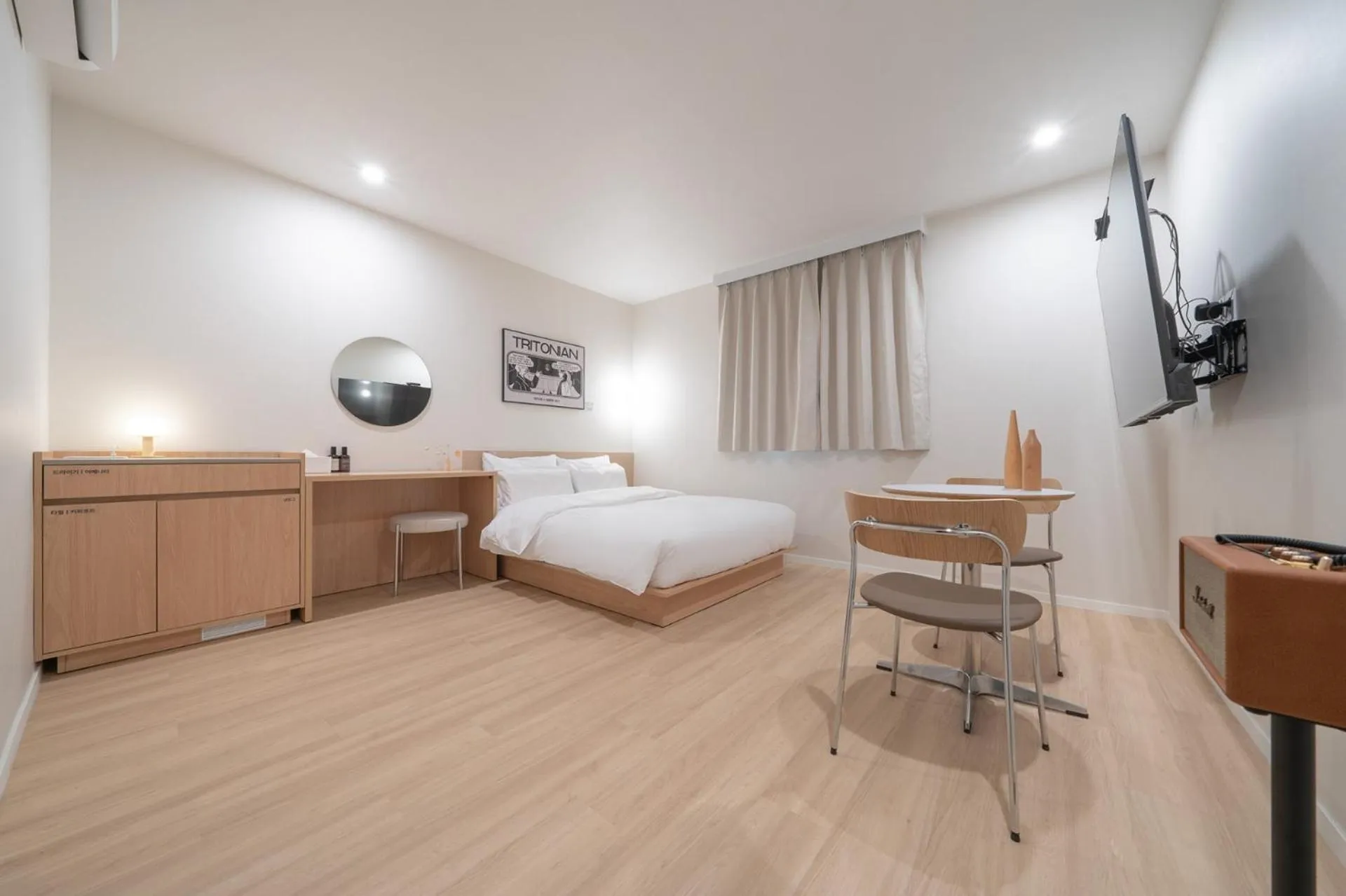 Photo of the whole room, Bed in Aank Hotel Ilsan