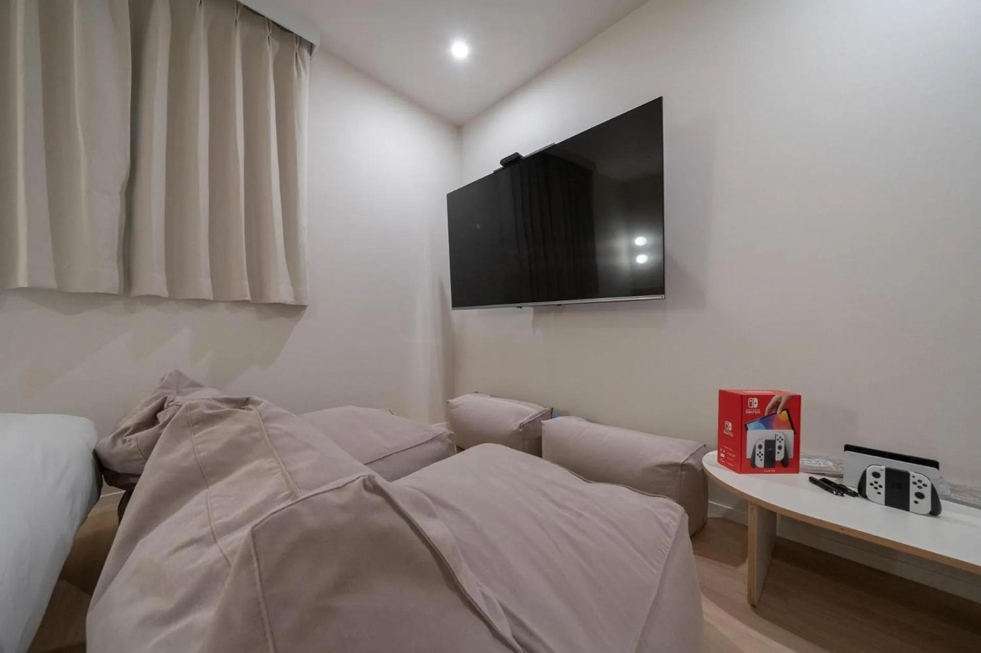 Photo of the whole room, Bed in Aank Hotel Ilsan