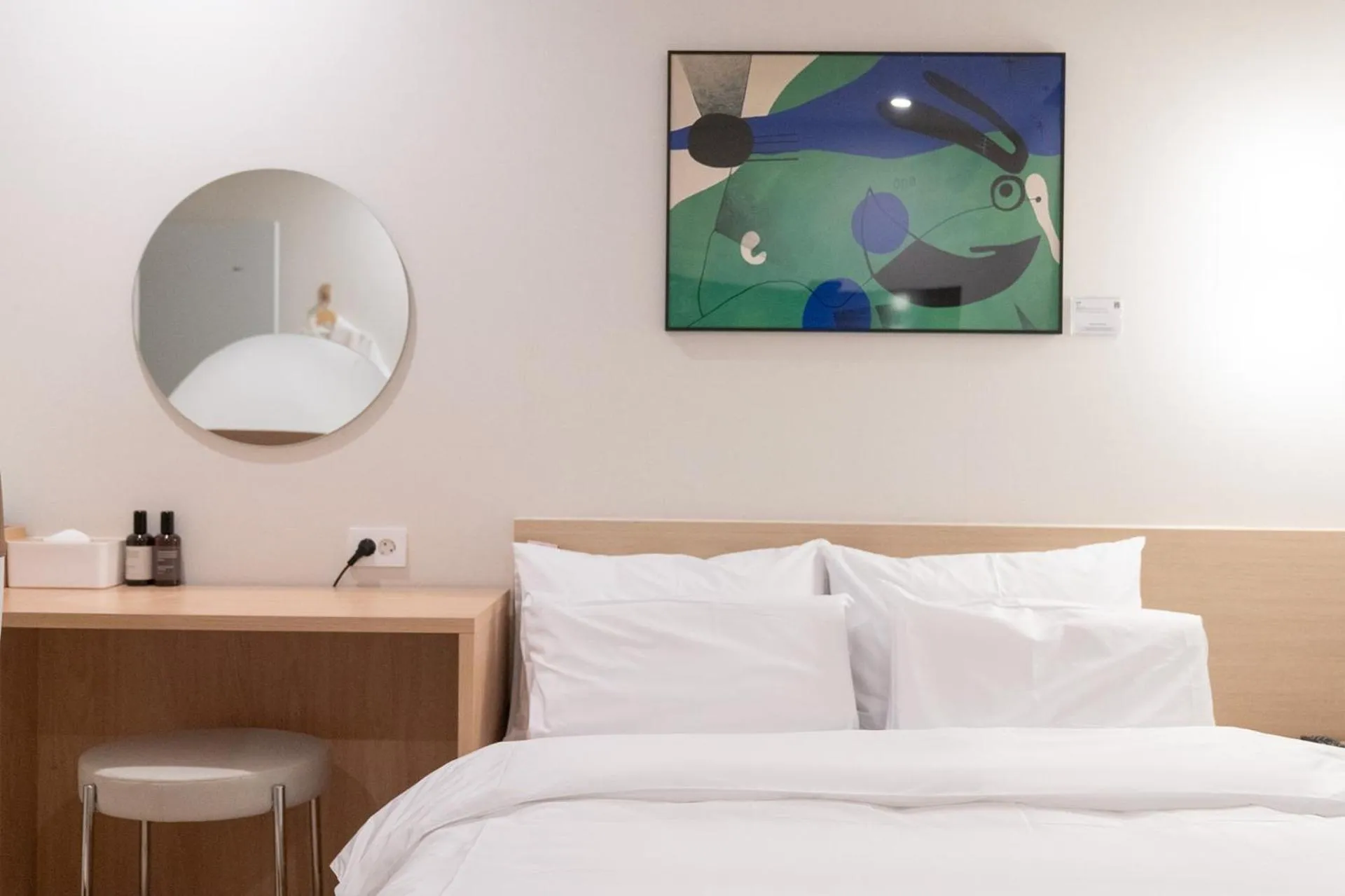 Photo of the whole room, Bed in Aank Hotel Ilsan