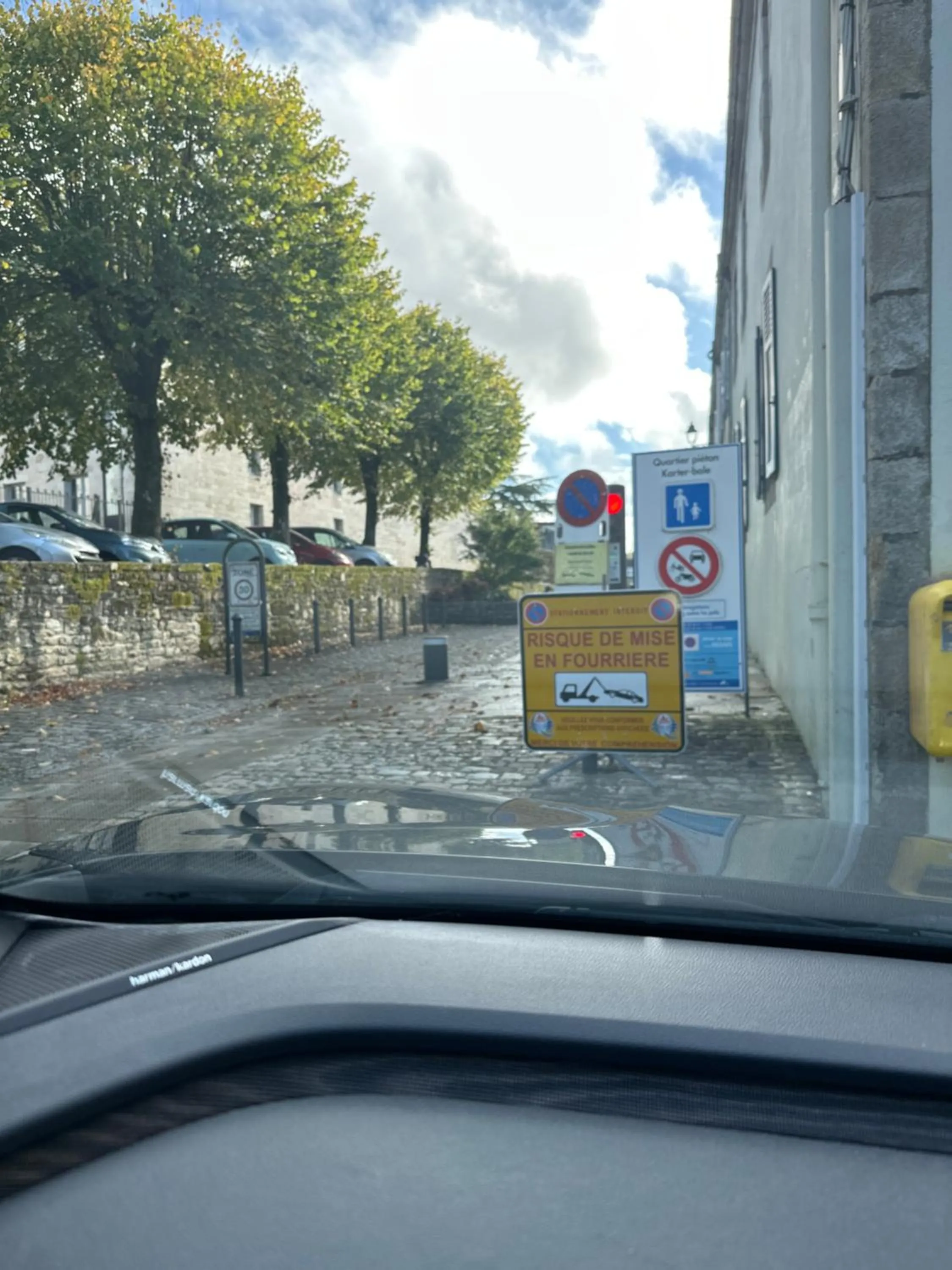 acessibility in Appartement Design X - Hyper Centre - Parking Privé - Terrasse Plein Sud Quimper