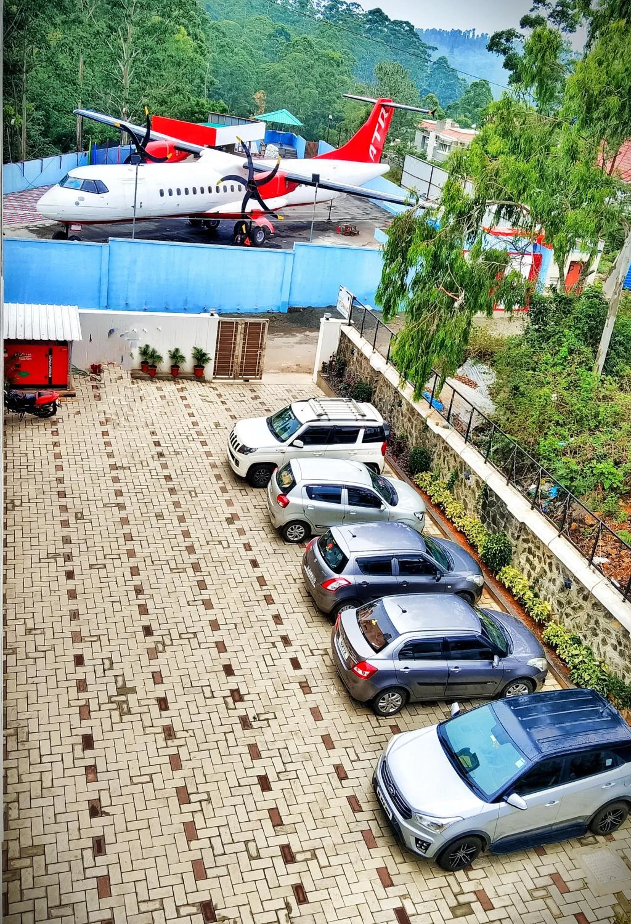 Parking in Hotel NT Grand Yercaud