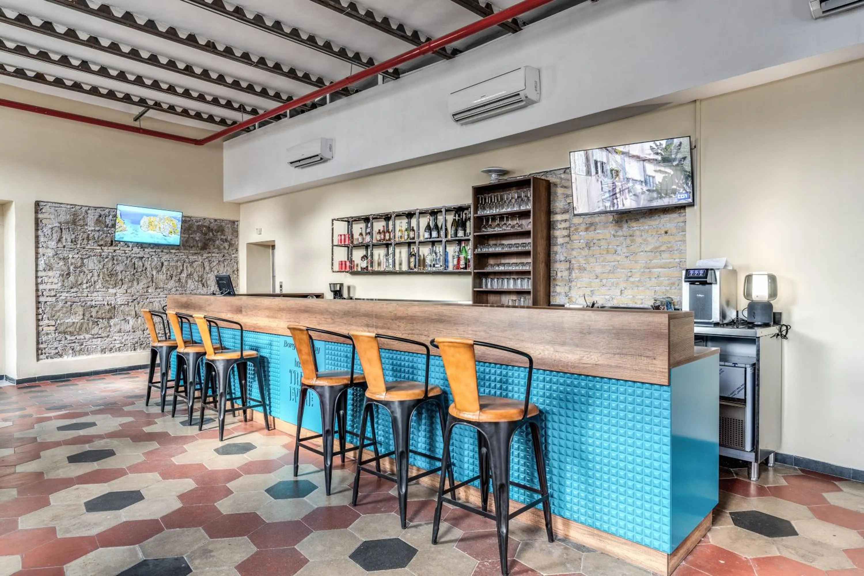 TV and multimedia in Borgo Ripa Urban Travel