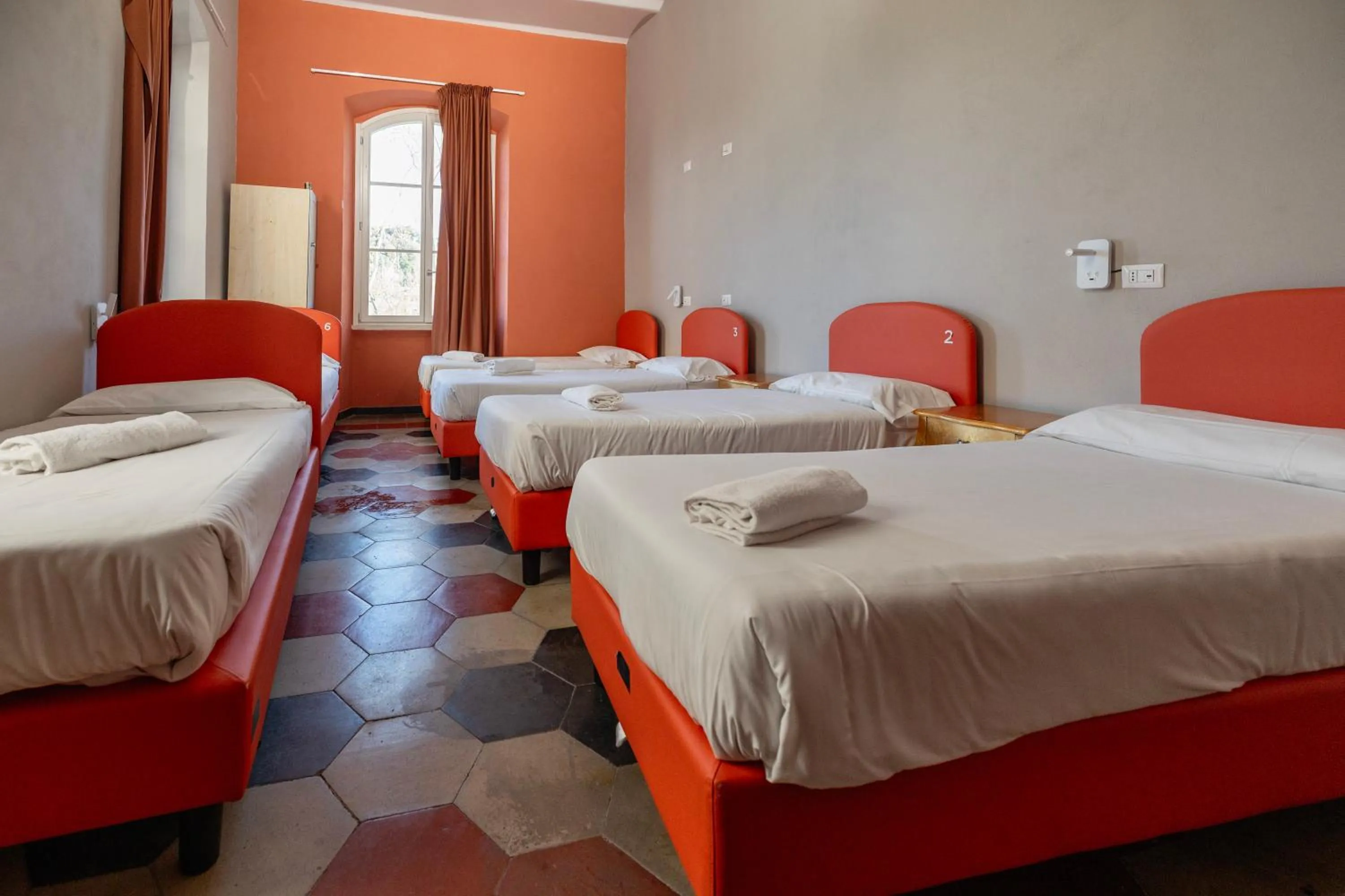 Photo of the whole room, Bed in Borgo Ripa Urban Travel