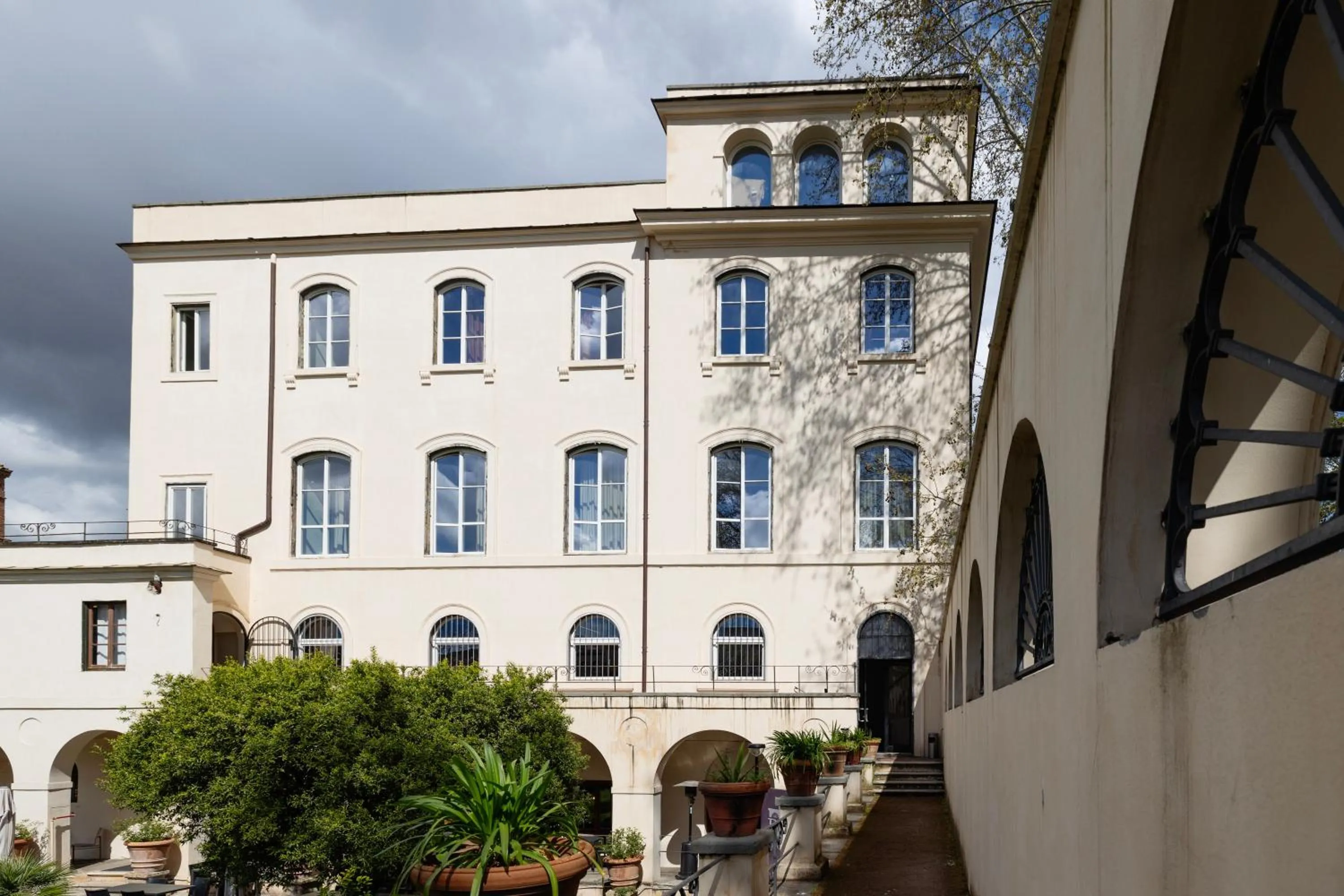 Property building in Borgo Ripa Urban Travel