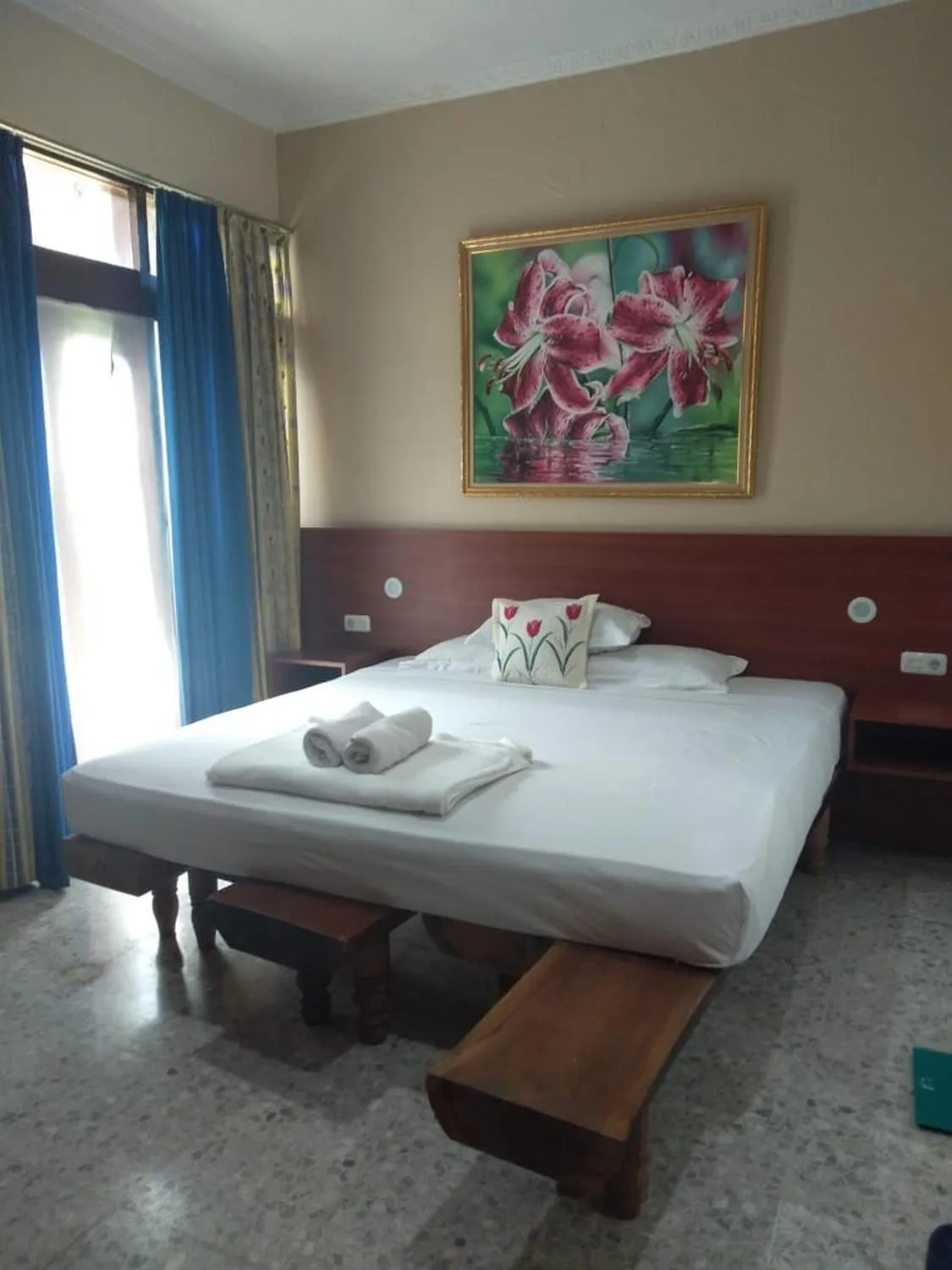 Bed in Mango House Semarang RedPartner