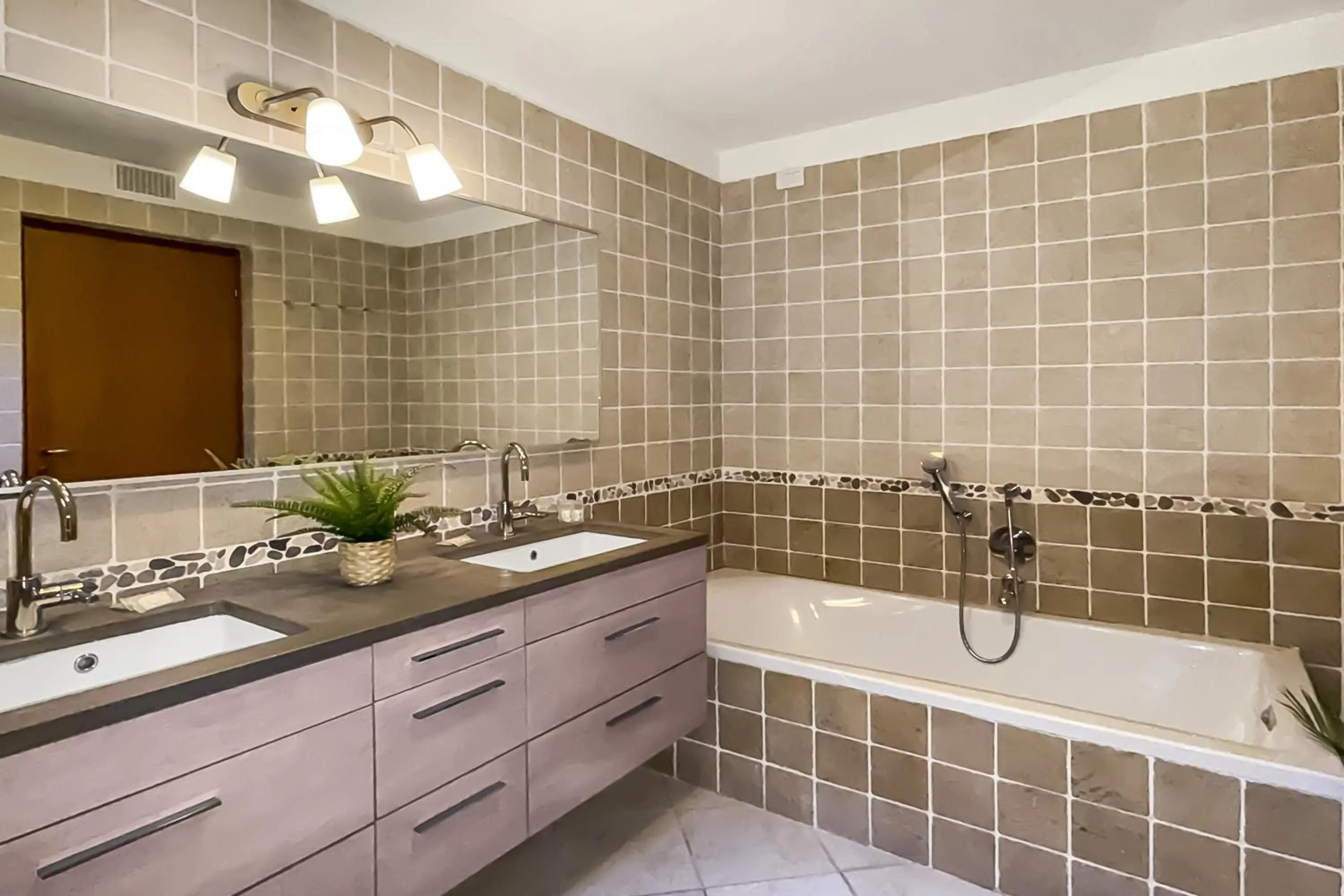 Bathroom in Casa Tulipano Grande