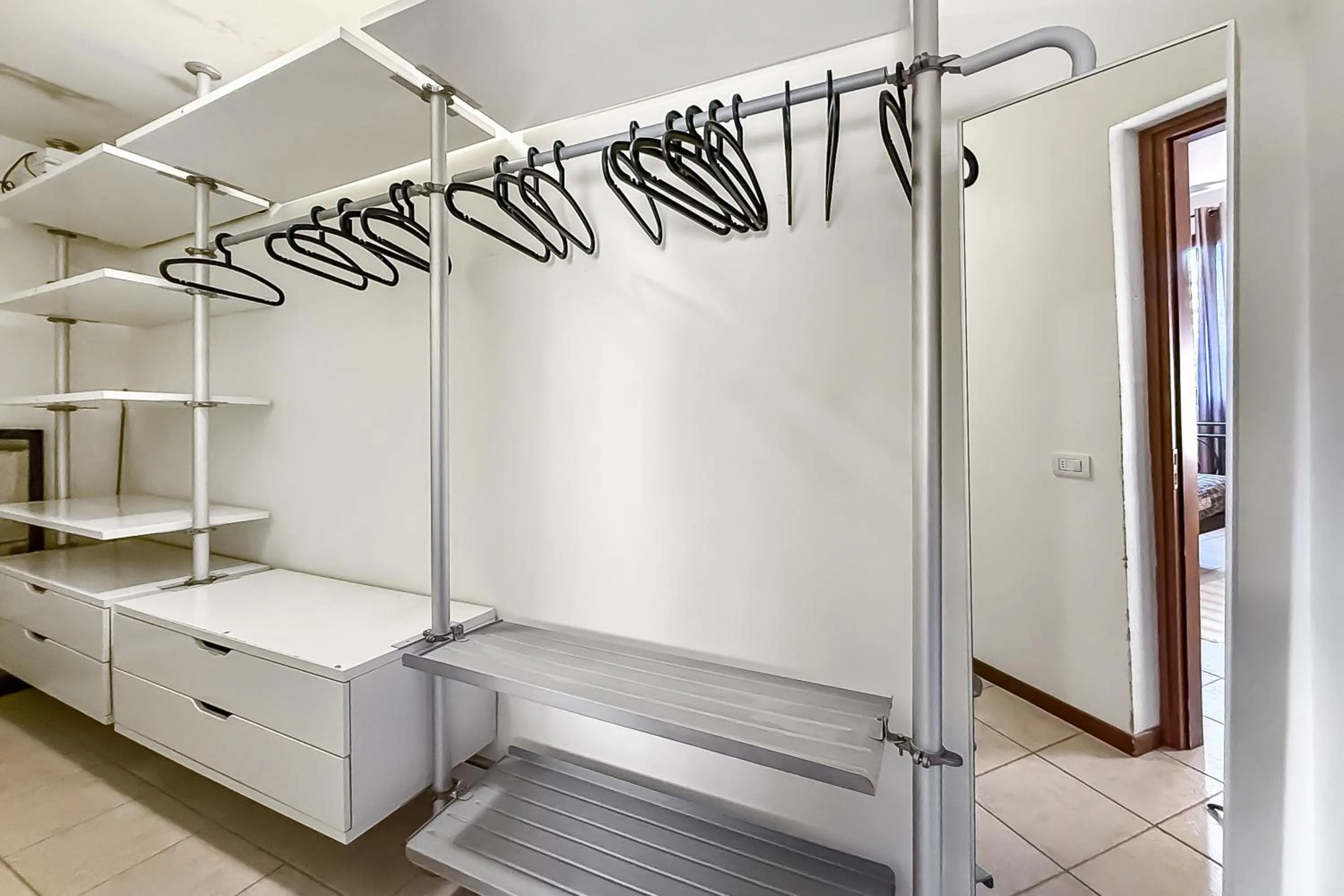 wardrobe in Casa Tulipano Grande