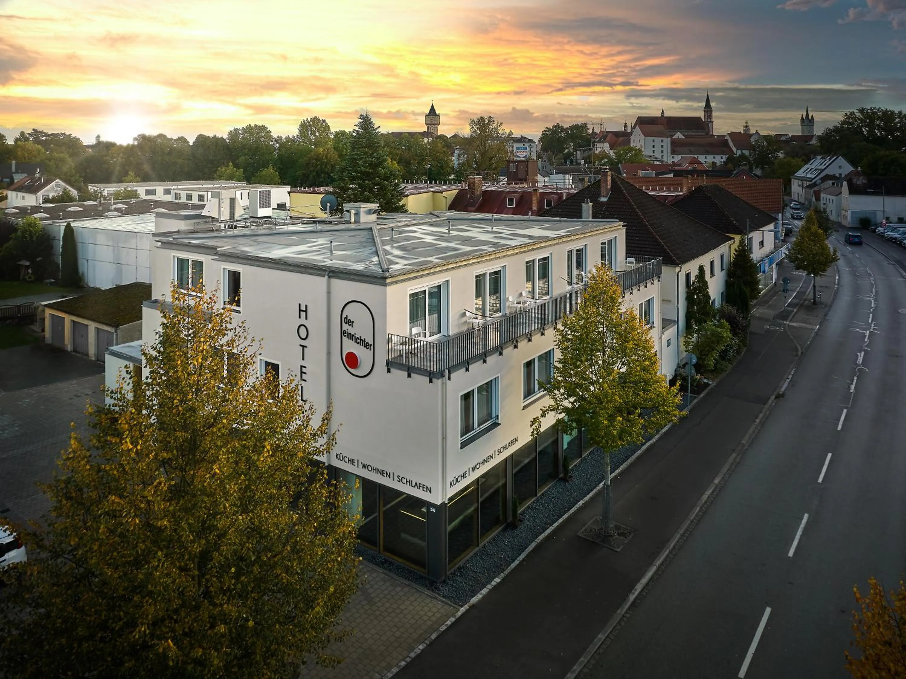 Property building in Hotel Der Einrichter