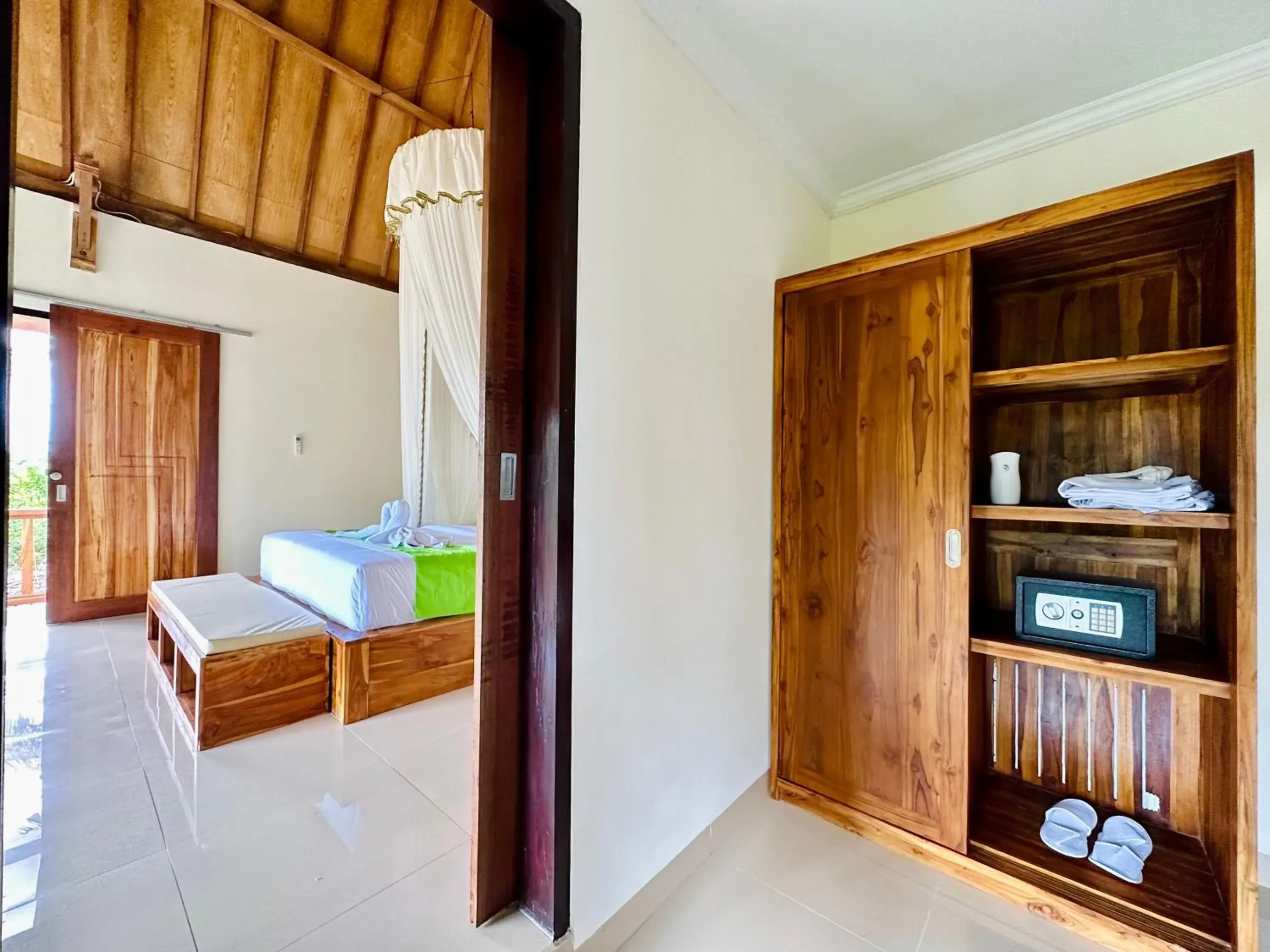 Bed in Green Coco Suite Bed in Green Coco Suite