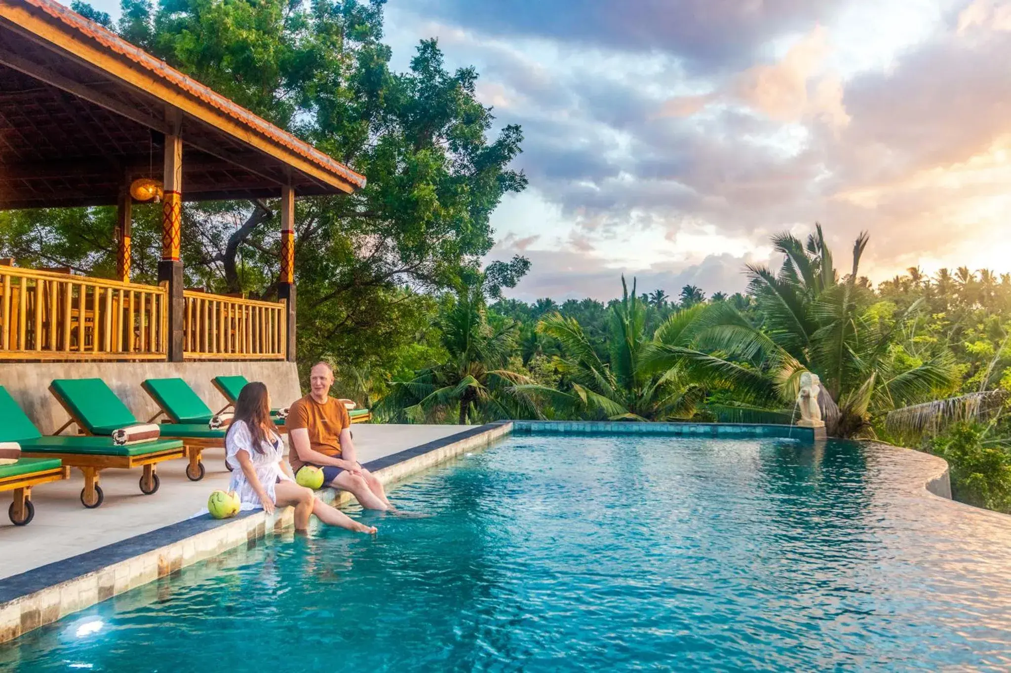 Day in Green Coco Suite by AGATA Day in Green Coco Suite by AGATA