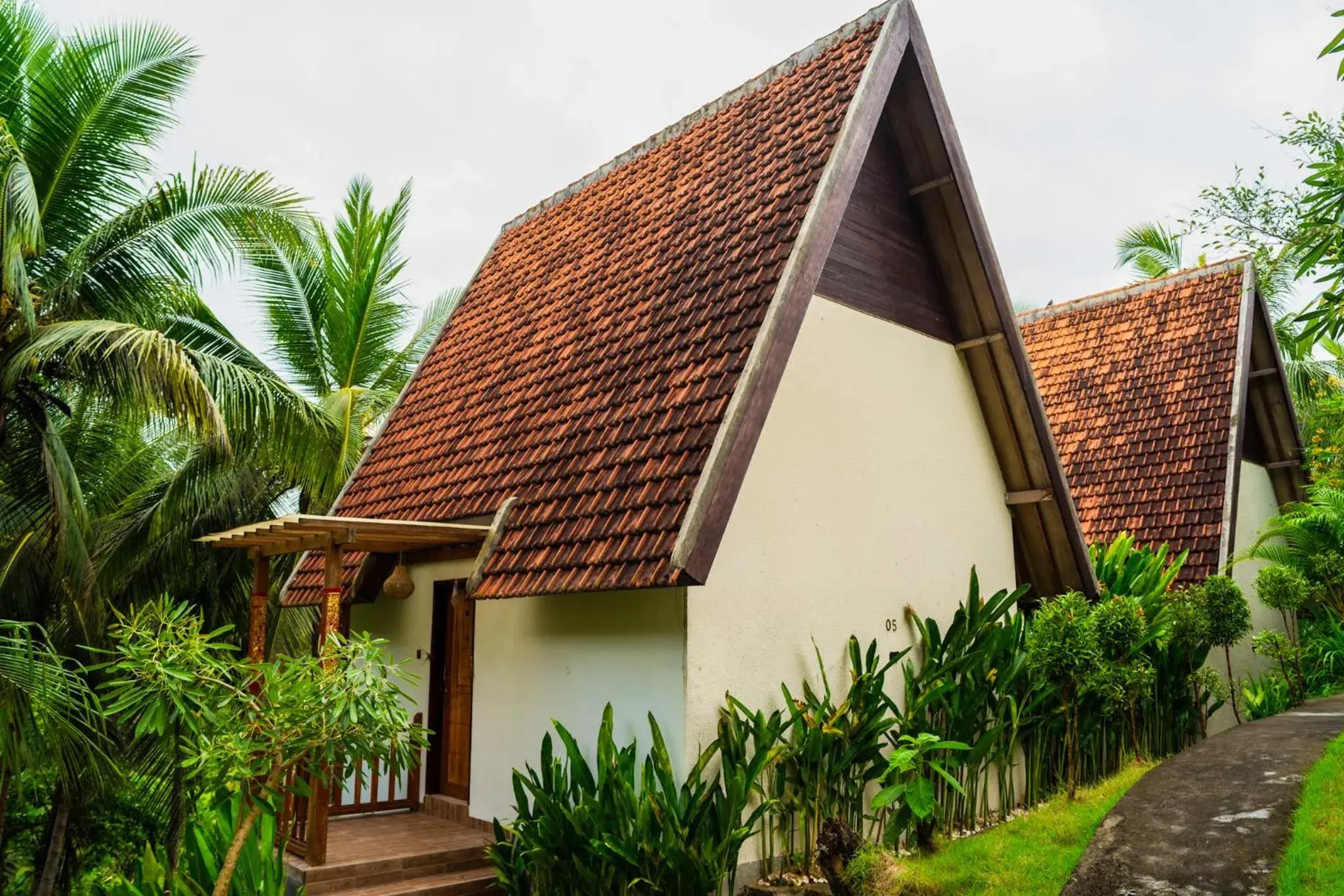 Property building in Green Coco Suite by AGATA Property building in Green Coco Suite by AGATA