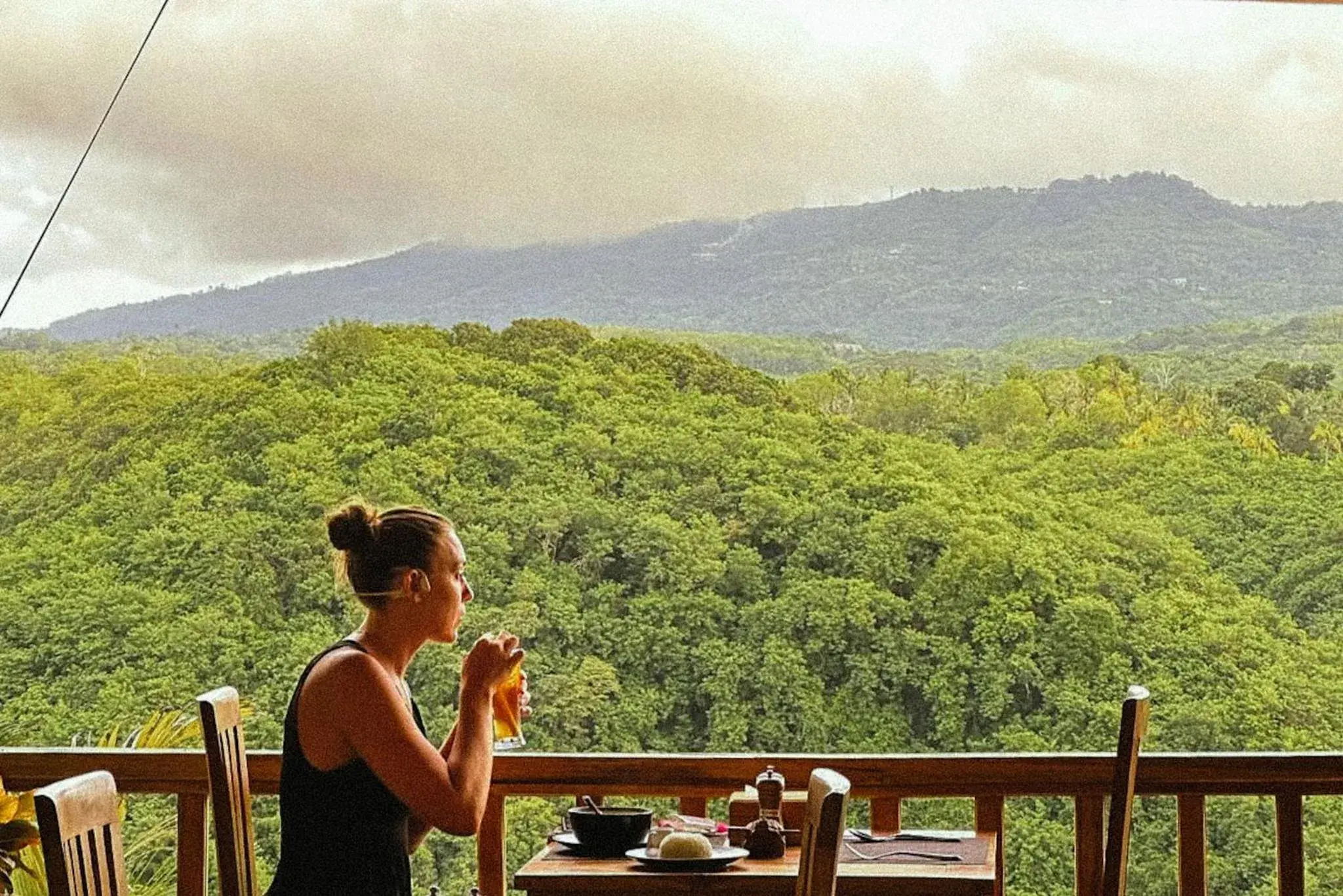 Restaurant/places to eat in Green Coco Suite by AGATA Restaurant/places to eat in Green Coco Suite by AGATA