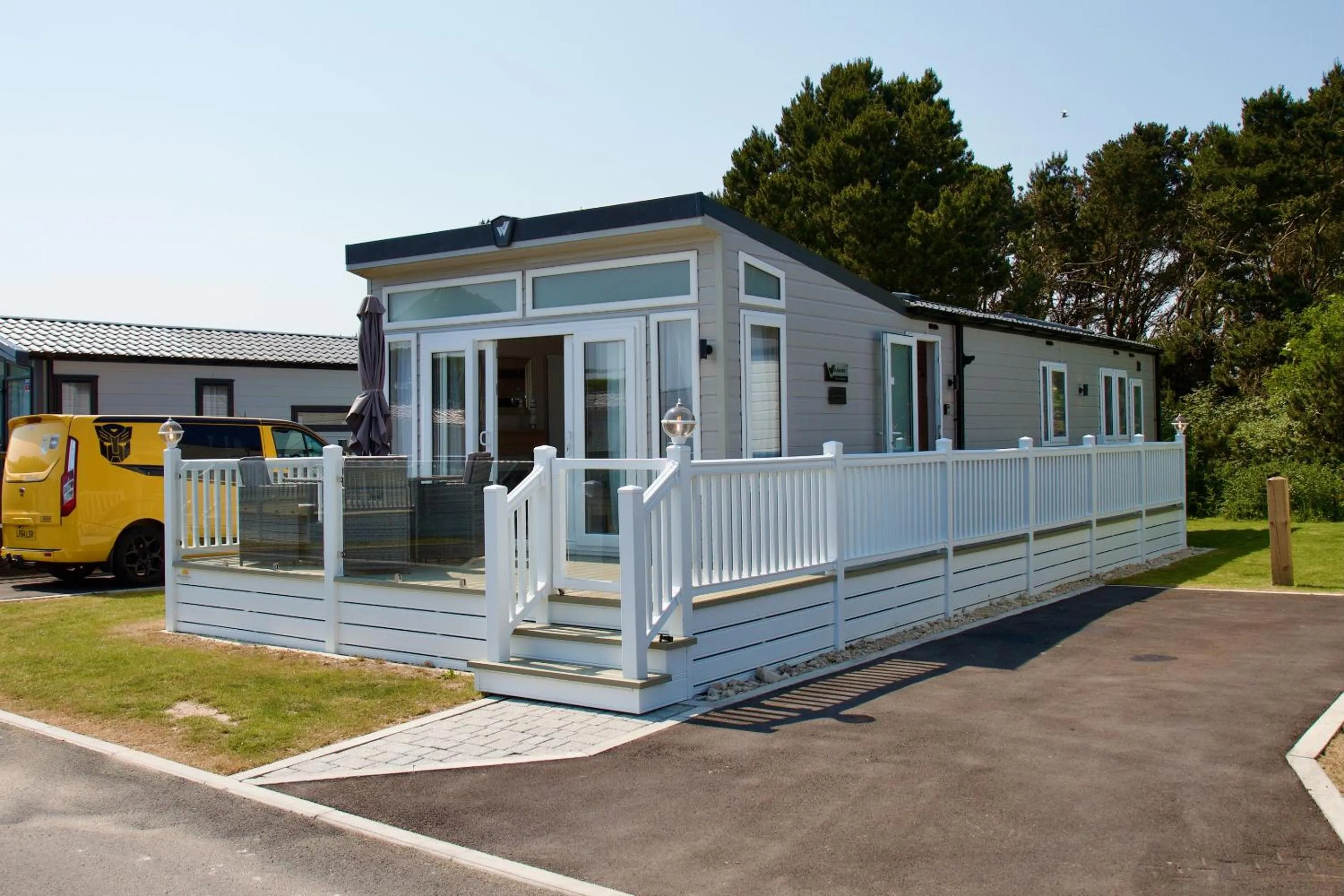 Property building in Lula Lodge