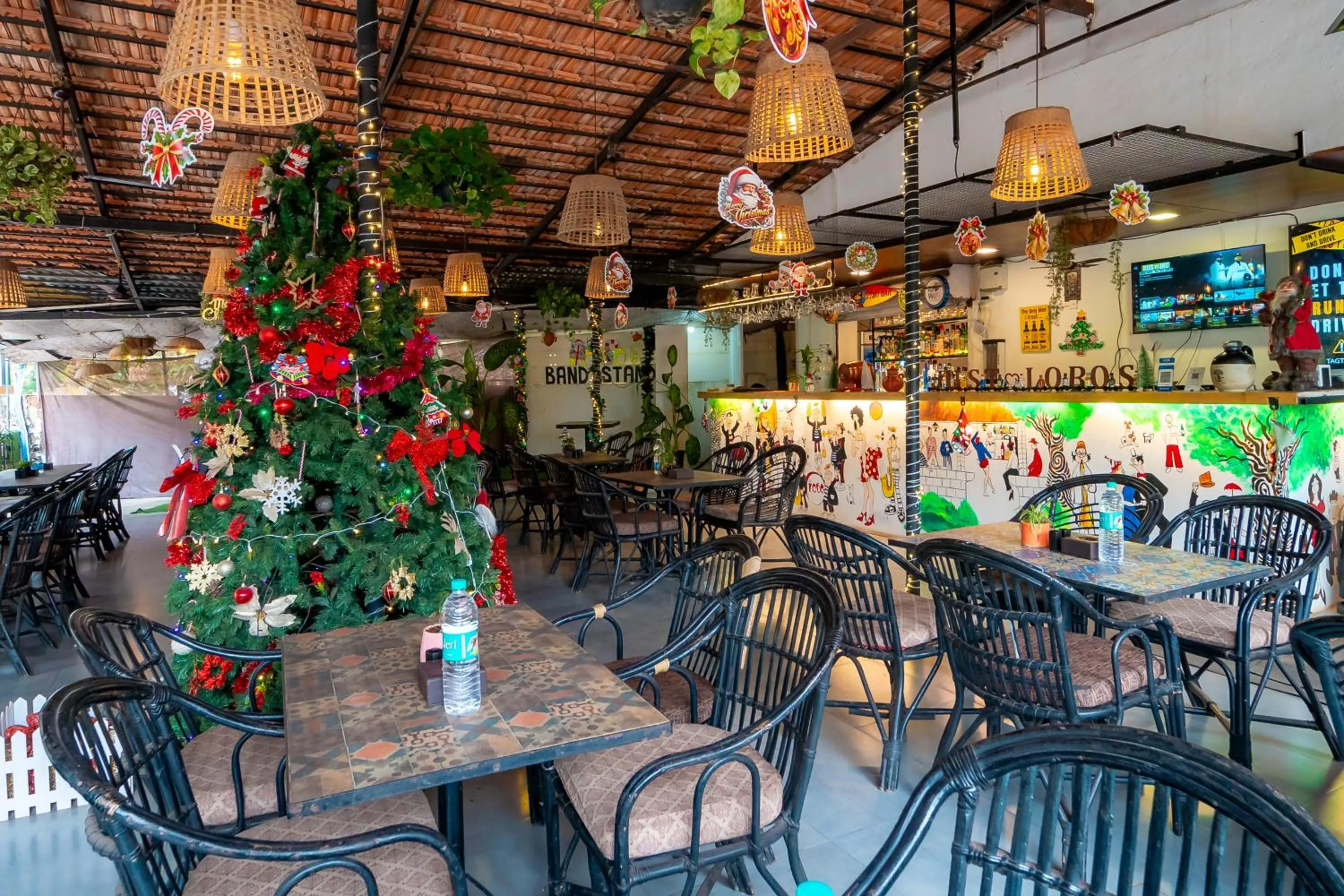 Restaurant/places to eat in Itsy Hotels De Classio