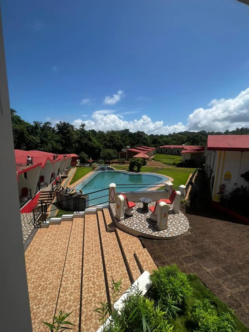 Patio in Maior Roma by Jolly Jolly Lester