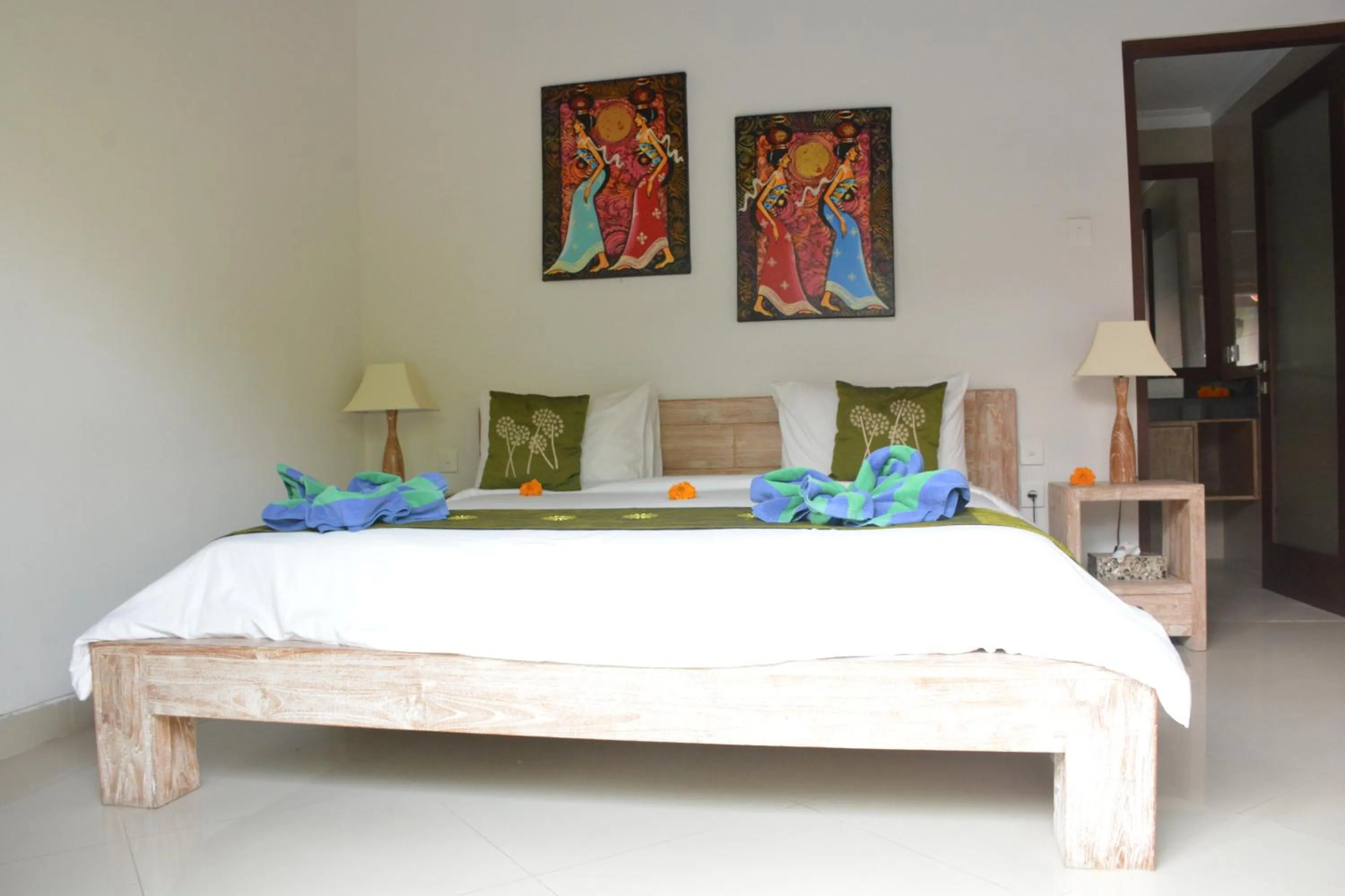 Bed in Taman Kesari Villas
